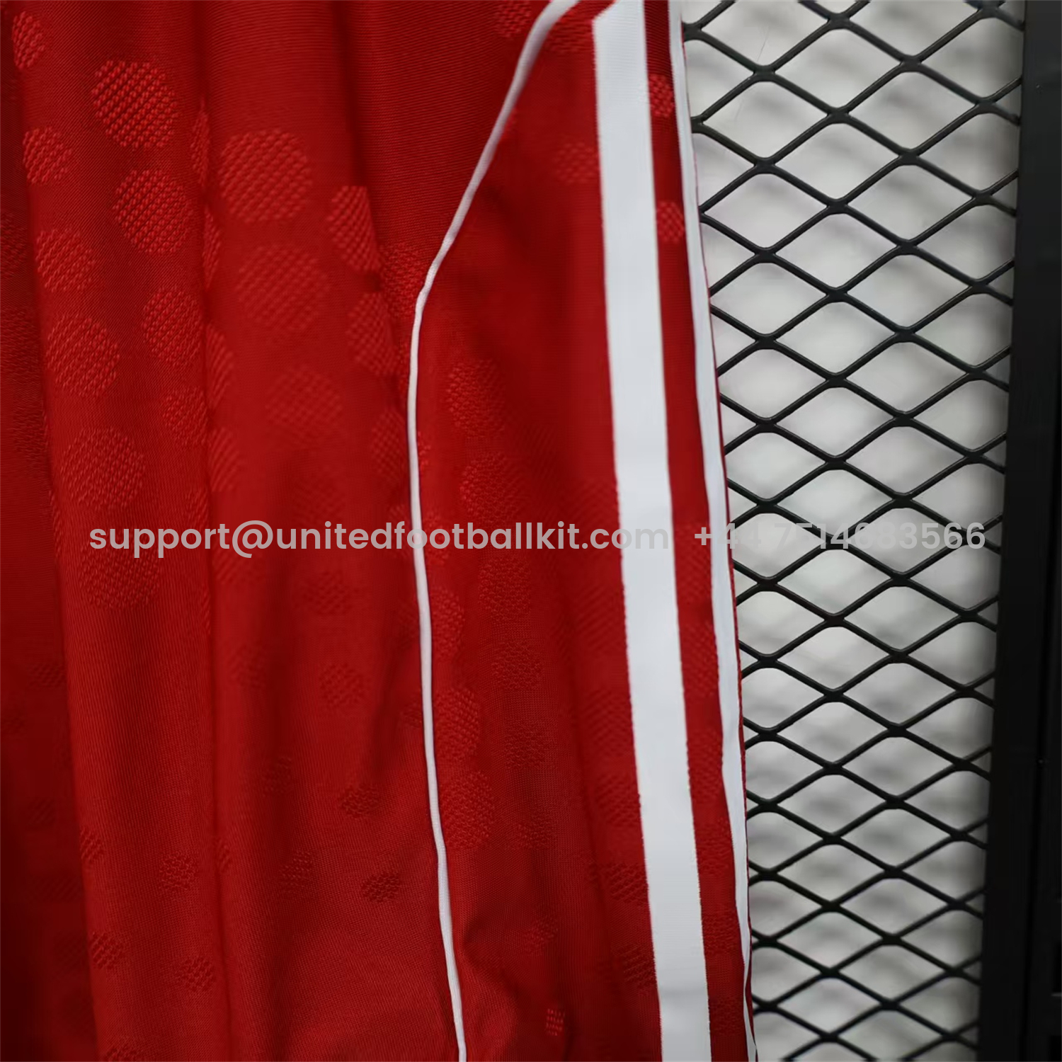 Unitedfootballkit.com | Liver.pool 25-26 Home Shorts - Player Version -Customize Name, Number and Patch | Worldwide Shipping