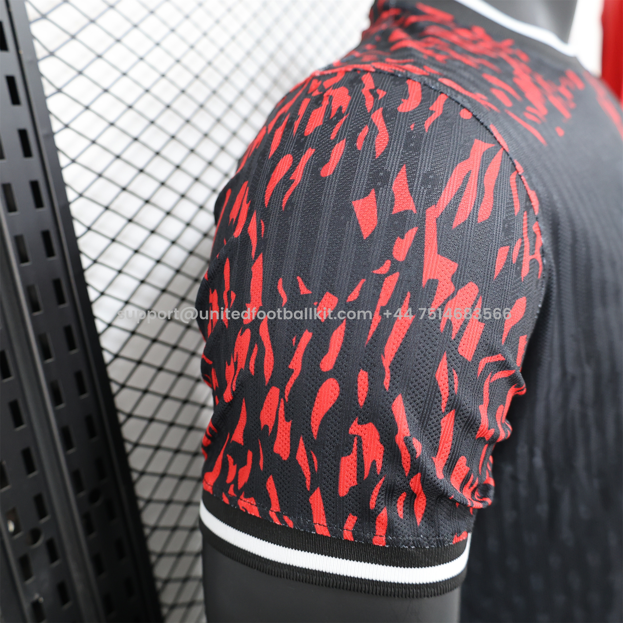 Unitedfootballkit.com | Barcelona 24-25 Balck and Red Lion Special Edition Jersey - Player Version -Customize Name, Number and Patch | Worldwide Shipping