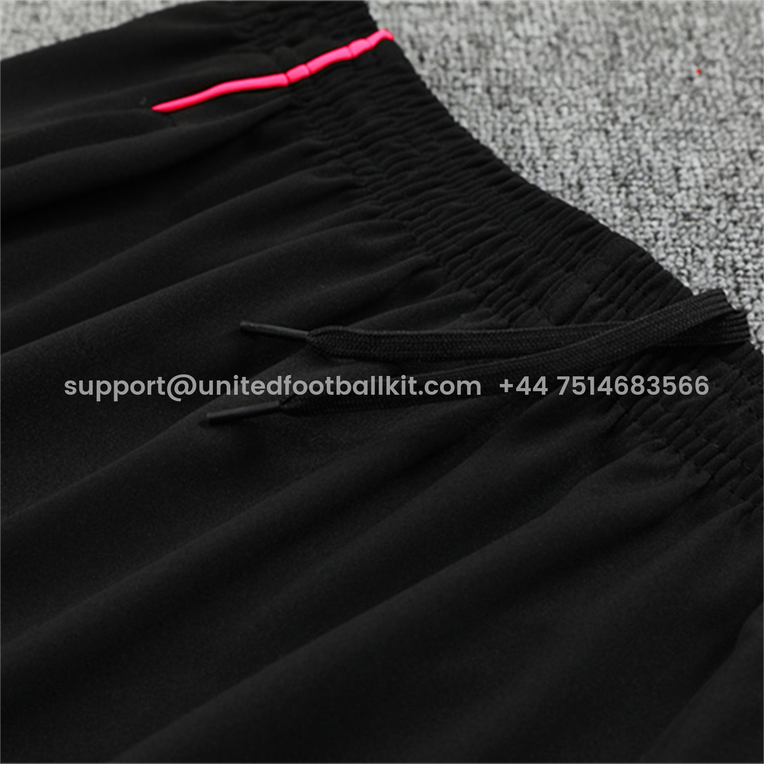 Unitedfootballkit.com | Arsenal 25-26 Long Sleeve Training Set - Pink Logo Black Top & Black Pants -Customize Name, Number and Patch | Worldwide Shipping