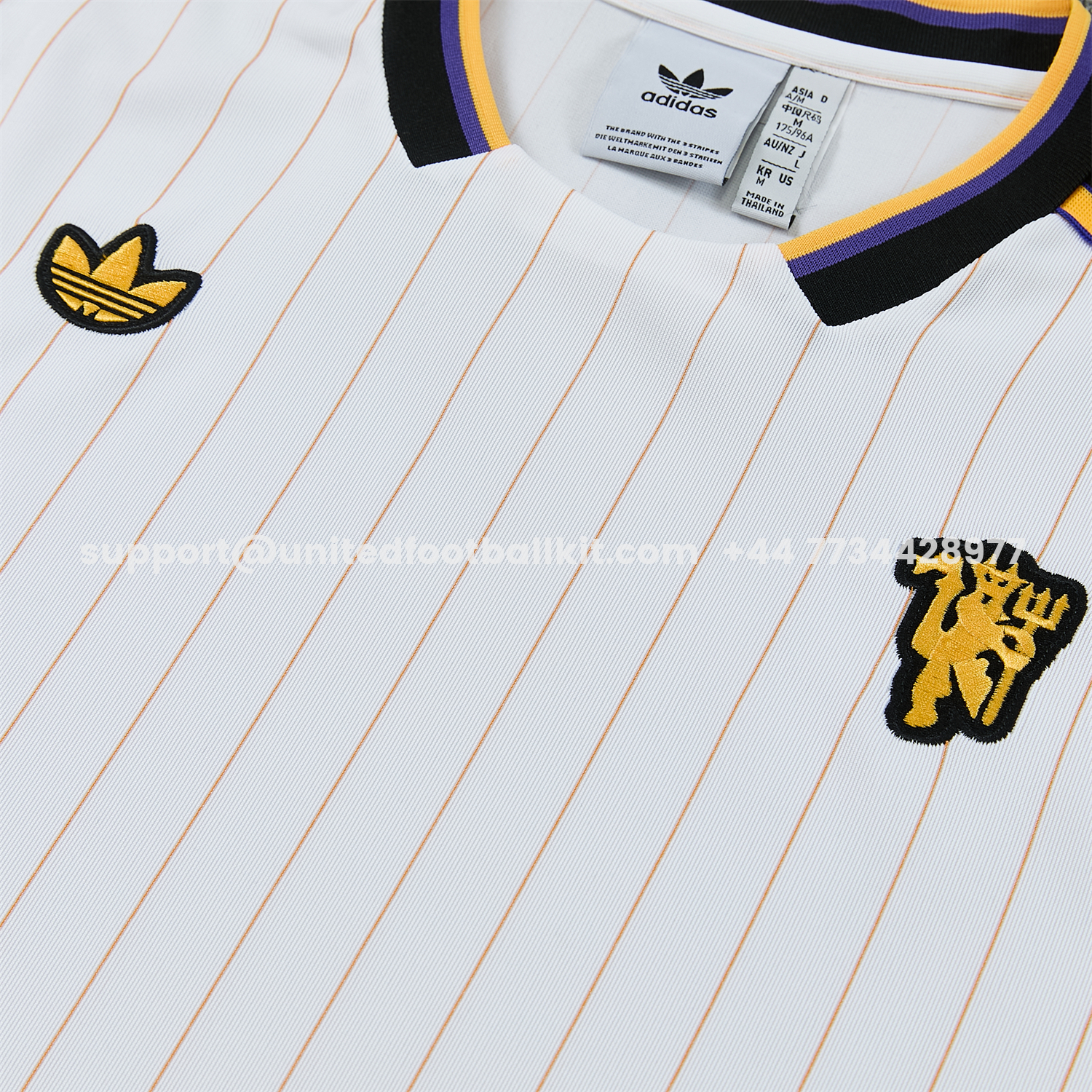 Unitedfootballkit.com | Manchester United 25-26 Retro Style Short-Sleeve Training Set - White With Thin Black Stripes Top & Pants -Customize Name, Number and Patch | Worldwide Shipping