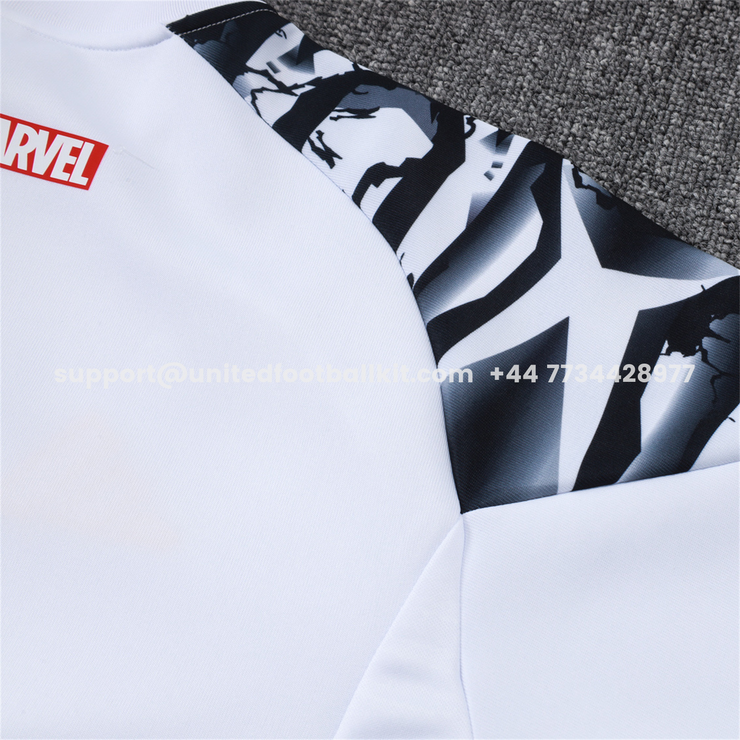 Unitedfootballkit.com | Real Madrid 25-26 Unsponsored Long Sleeve Training Set - White Top & Black Pants -Customize Name, Number and Patch | Worldwide Shipping