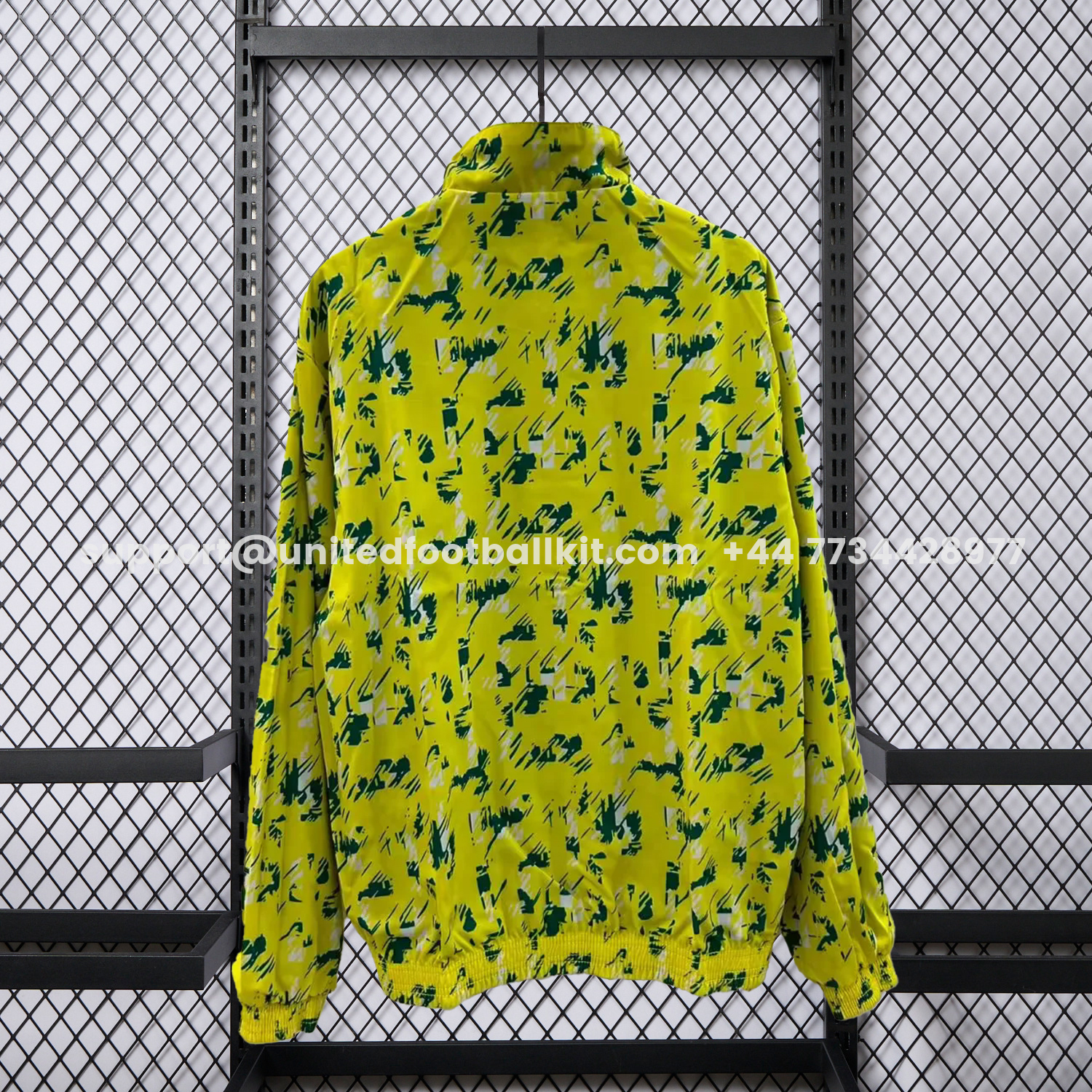 Unitedfootballkit.com | Real Betis 25-26 Double Sided Reversible Windbreaker - Green & Yellow -Customize Name, Number and Patch | Worldwide Shipping