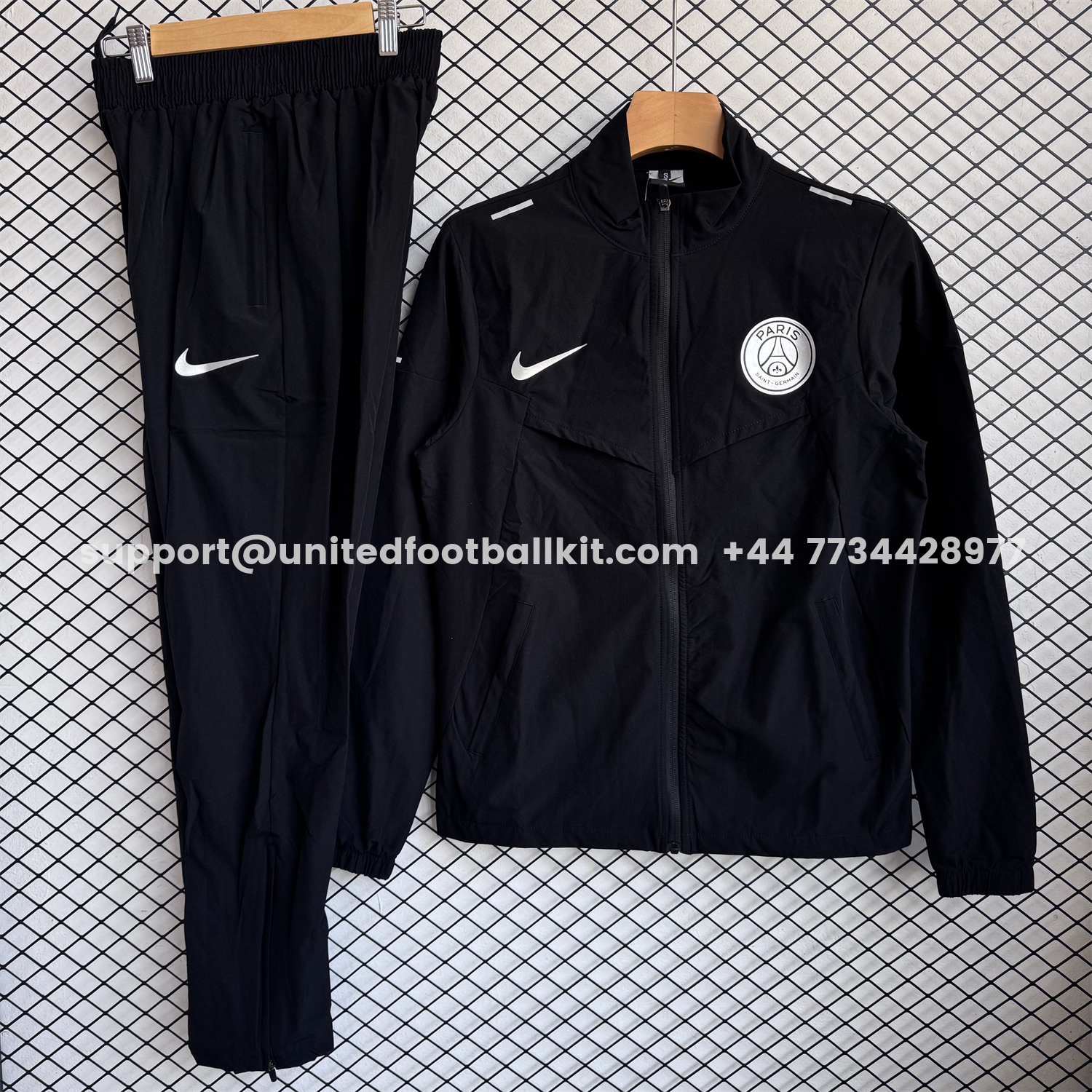 Unitedfootballkit.com | Paris Saint-Germain PSG 25-26 Windbreaker Training Set - Black Top and Pants -Customize Name, Number and Patch | Worldwide Shipping