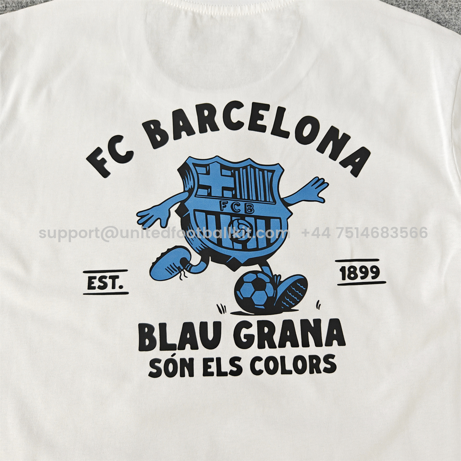 Unitedfootballkit.com | Barcelona Fun Crest Design Dynamic And Modern Features T-shirt【White】 -Customize Name, Number and Patch | Worldwide Shipping