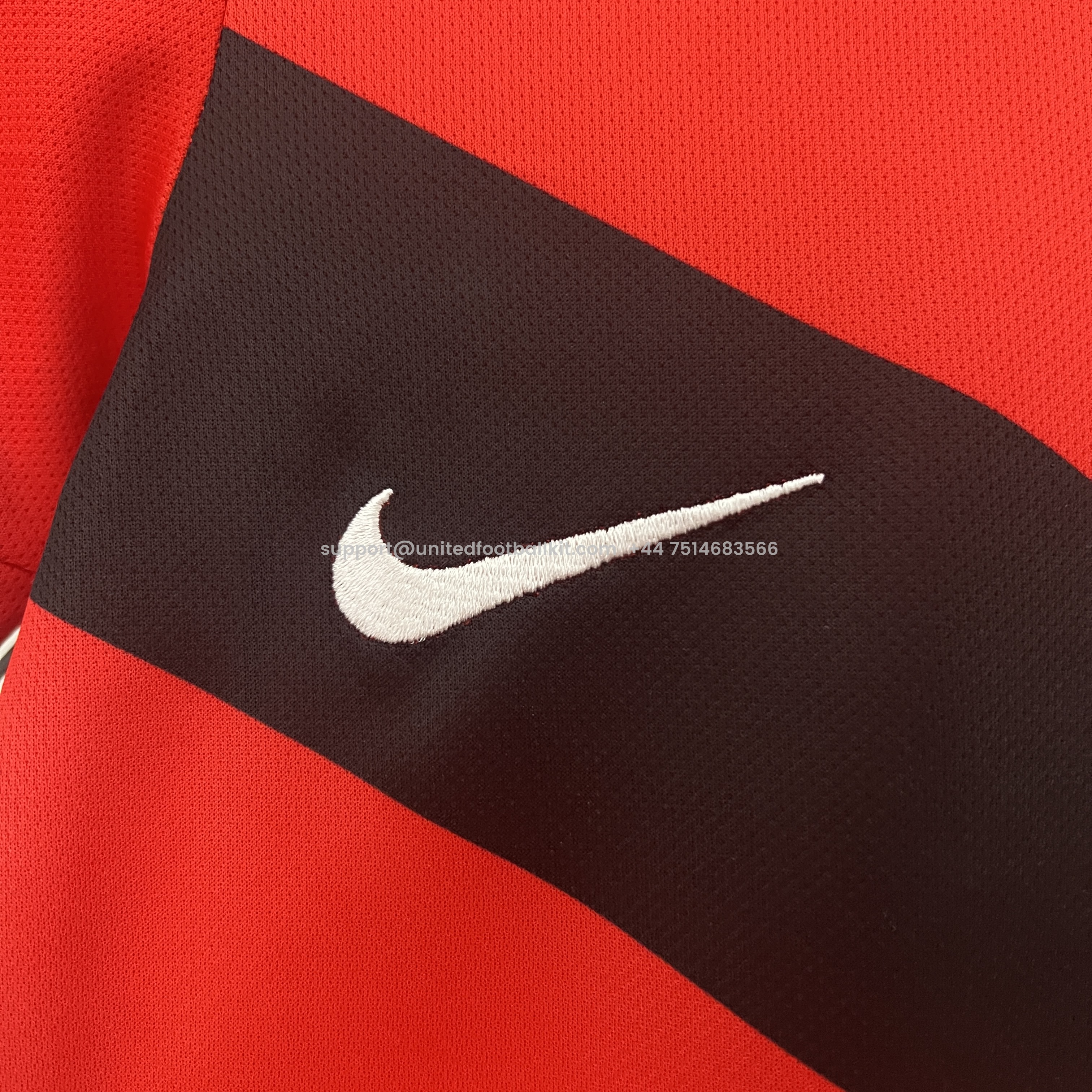 Unitedfootballkit.com | Retro Manchester United 2009-10 Home Stadium Kids Kit -Customize Name, Number and Patch | Worldwide Shipping