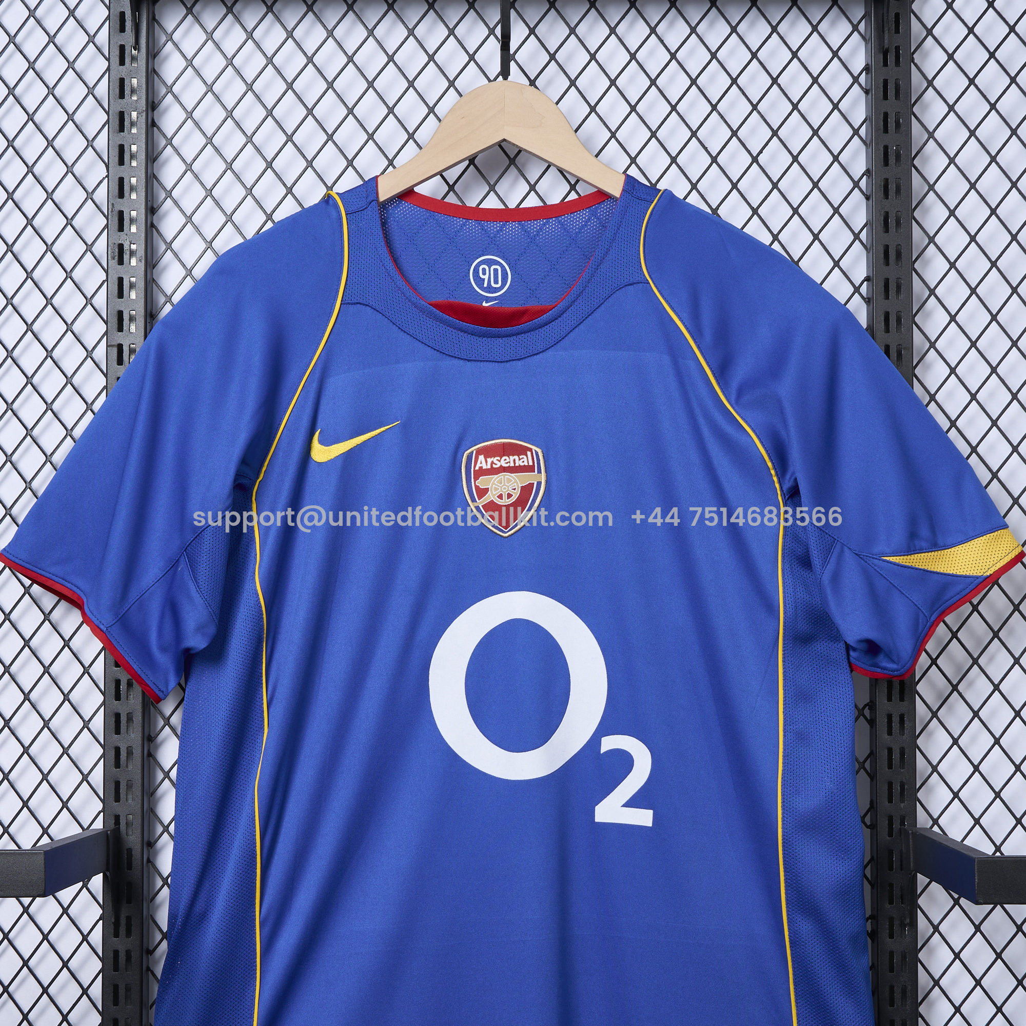 Unitedfootballkit.com | Retro Arsenal 2004-05 Away Stadium Jersey -Customize Name, Number and Patch | Worldwide Shipping