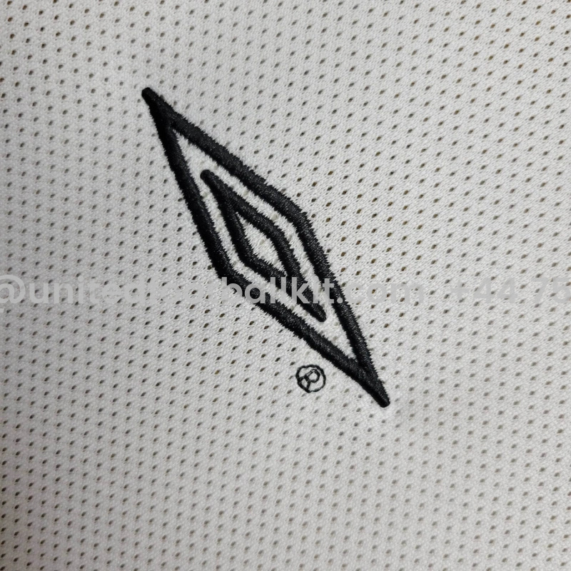 Unitedfootballkit.com | Retro Manchester United 01-02 100th Anniversary Long Sleeve Special Edition Jersey -Customize Name, Number and Patch | Worldwide Shipping