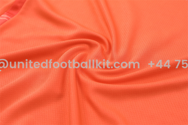 Unitedfootballkit.com | Manchester United 24-25 Short-Sleeve Training Set - Orange -Customize Name, Number and Patch | Worldwide Shipping