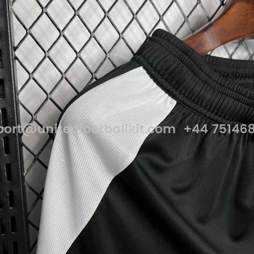 Unitedfootballkit.com | Juventus 24-25 Home Shorts - Fans Version -Customize Name, Number and Patch | Worldwide Shipping