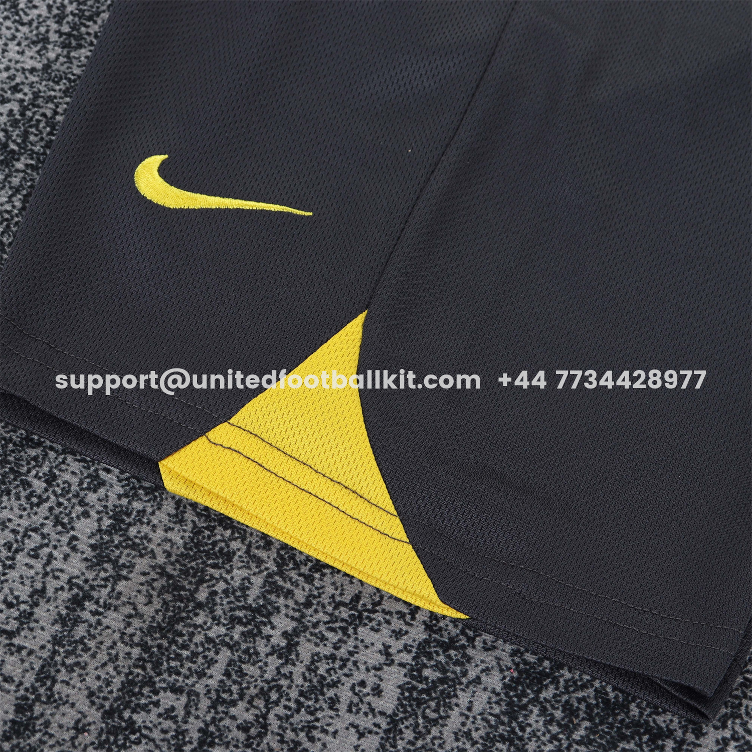 Unitedfootballkit.com | Retro Arsenal 2005-06 Away Kids Kit -Customize Name, Number and Patch | Worldwide Shipping