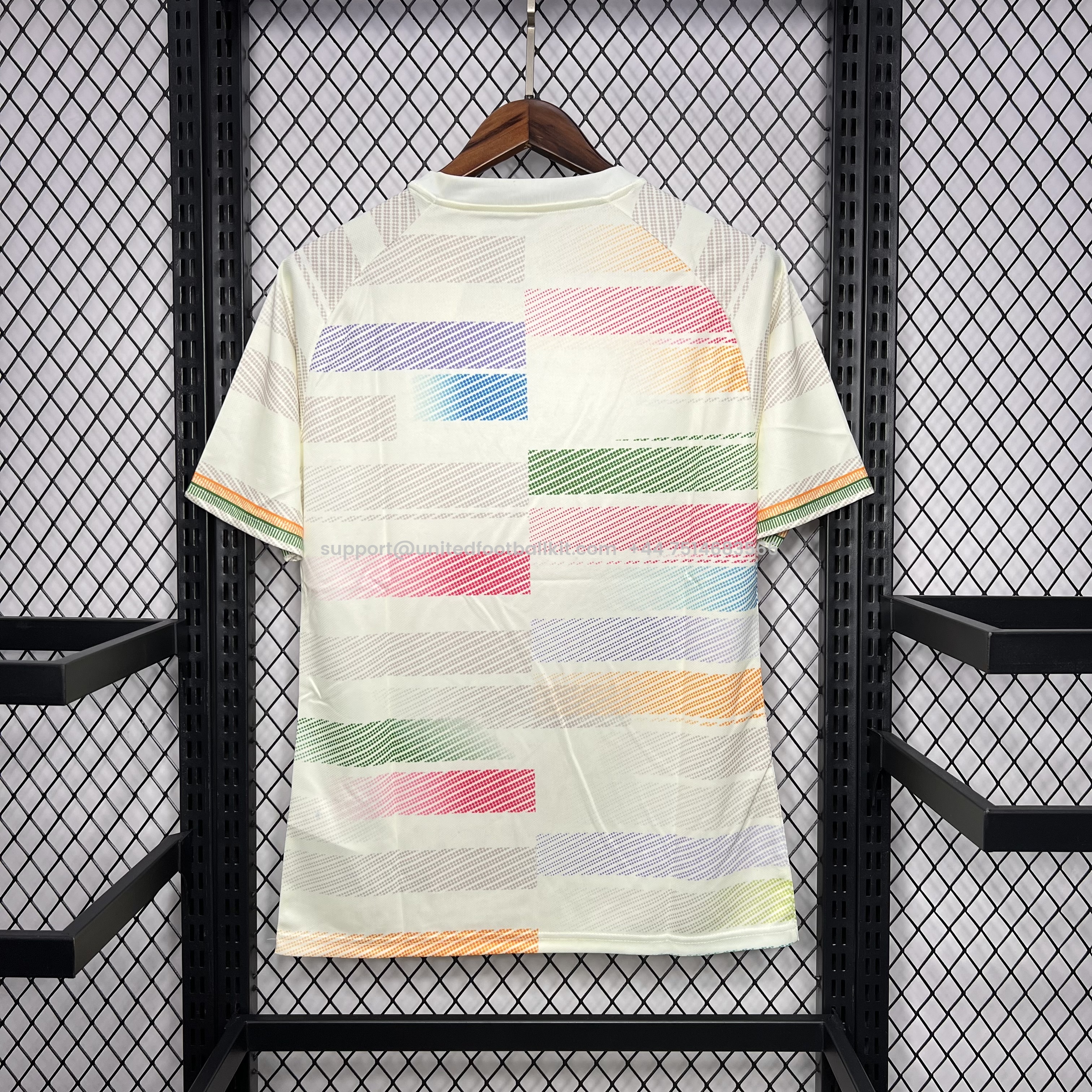 Unitedfootballkit.com | Venezia FC 24-25 White Special Jersey - Fans Version -Customize Name, Number and Patch | Worldwide Shipping