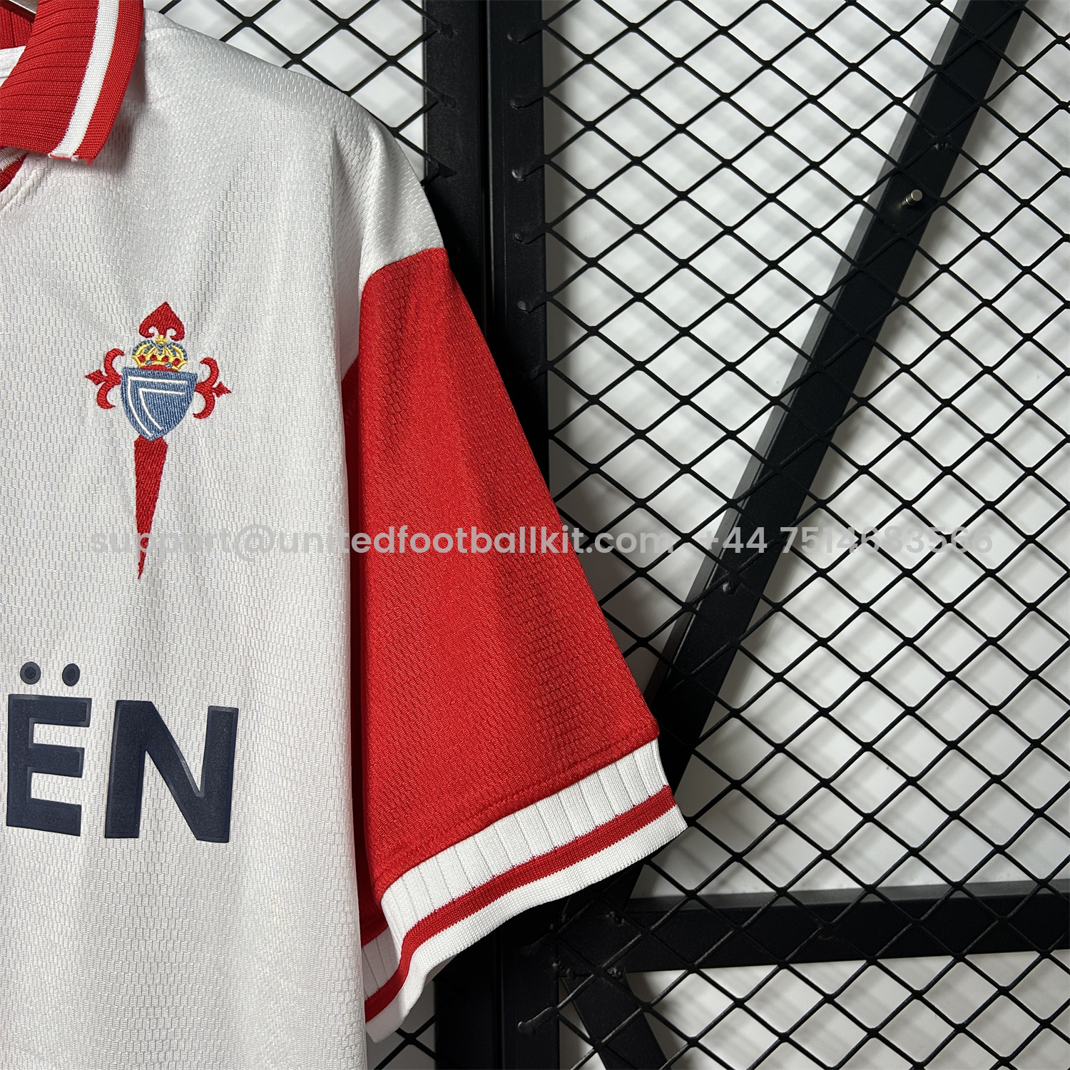 Unitedfootballkit.com | Retro Celta Vigo 2001-02 Away Jersey -Customize Name, Number and Patch | Worldwide Shipping