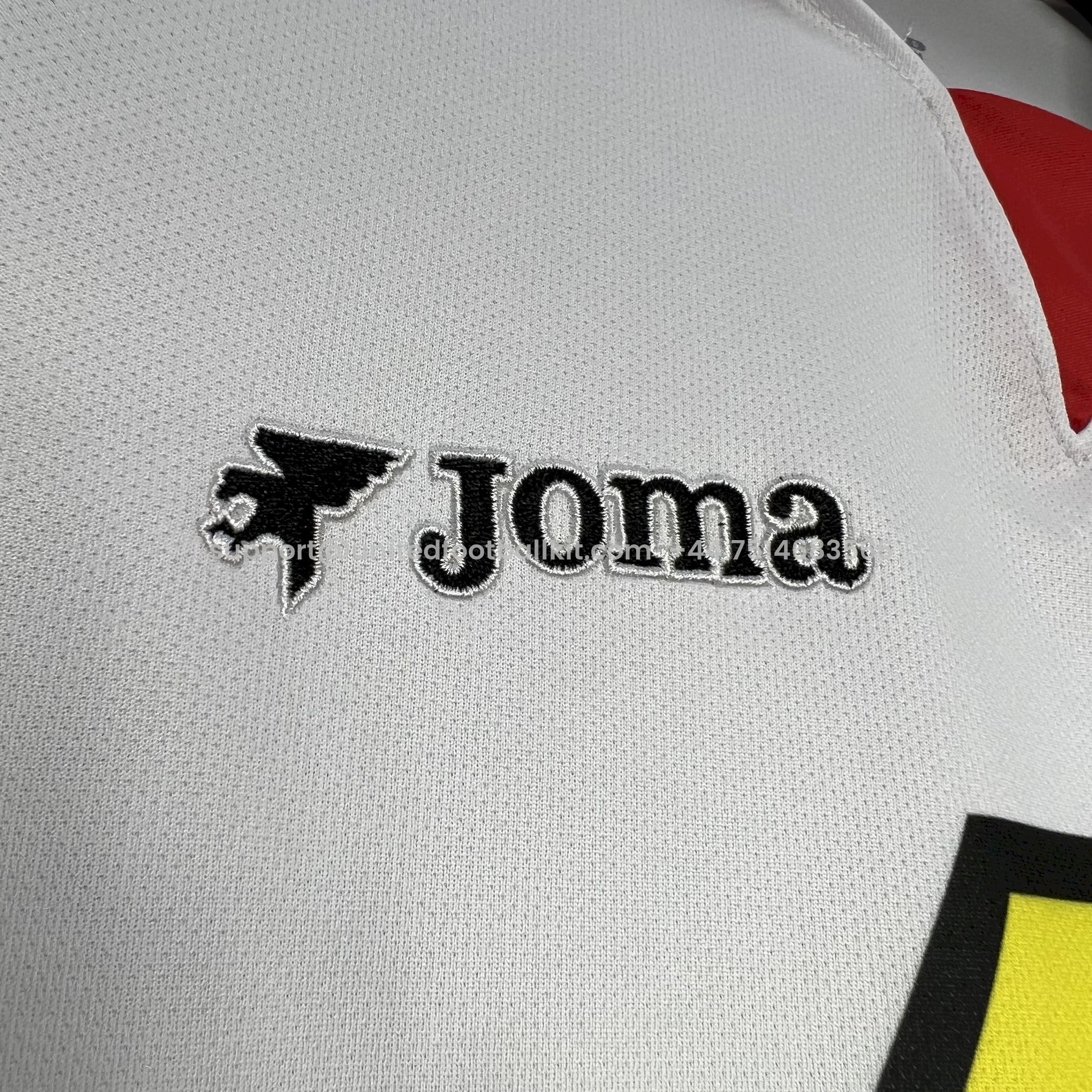Unitedfootballkit.com | Retro Rayo Vallecano 2001-02 Home Jersey -Customize Name, Number and Patch | Worldwide Shipping