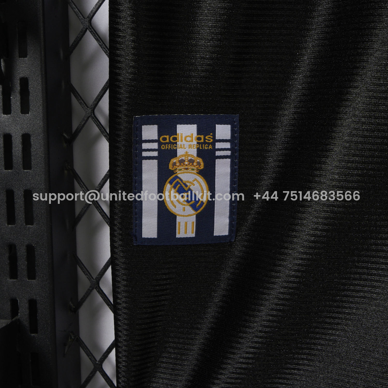 Unitedfootballkit.com | Retro Real Madrid 1999-01 Away Jersey -Customize Name, Number and Patch | Worldwide Shipping