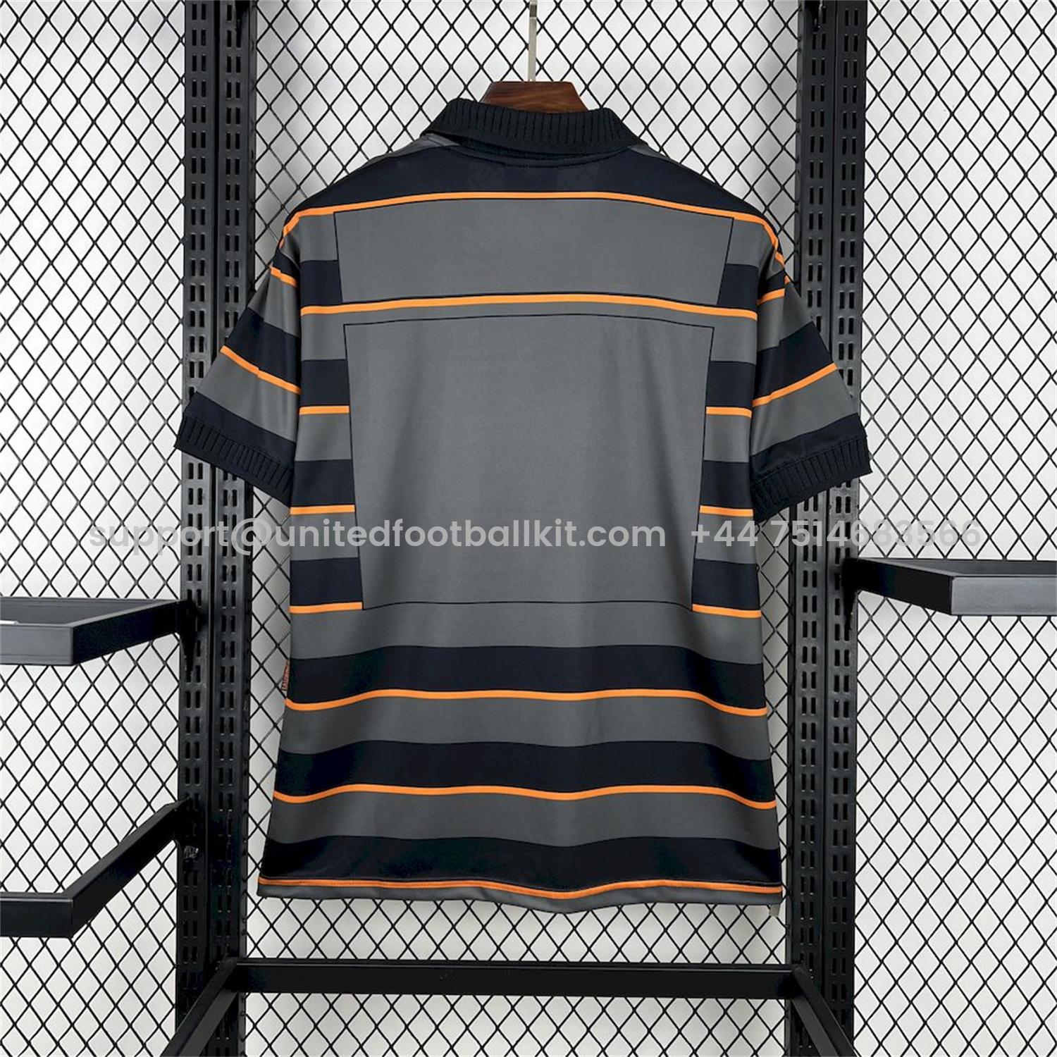 Unitedfootballkit.com | Retro Valencia 1999-00 Third Jersey -Customize Name, Number and Patch | Worldwide Shipping