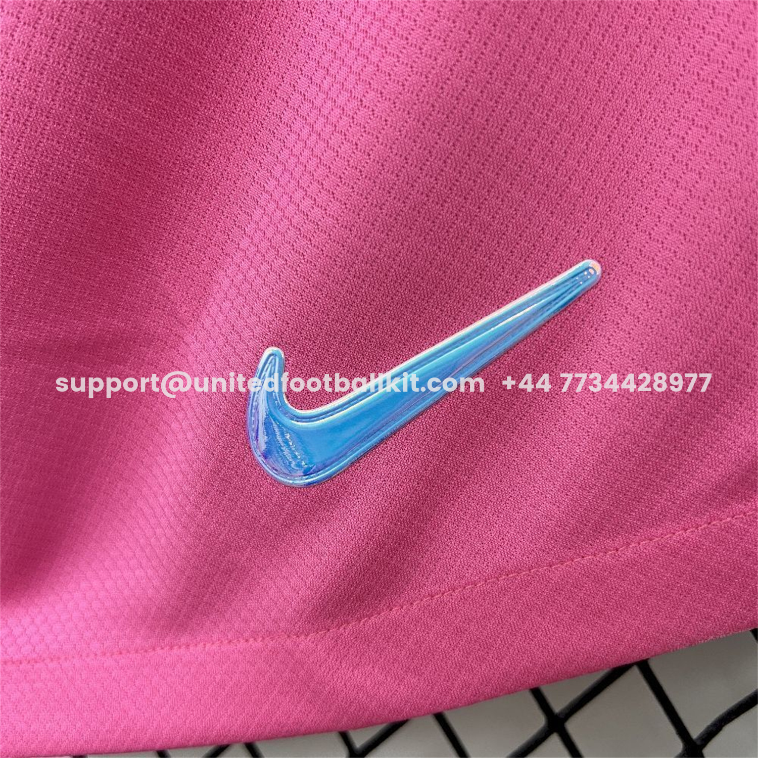 Unitedfootballkit.com | Barcelona 25-26 Pink Special Shorts - Fans Version -Customize Name, Number and Patch | Worldwide Shipping
