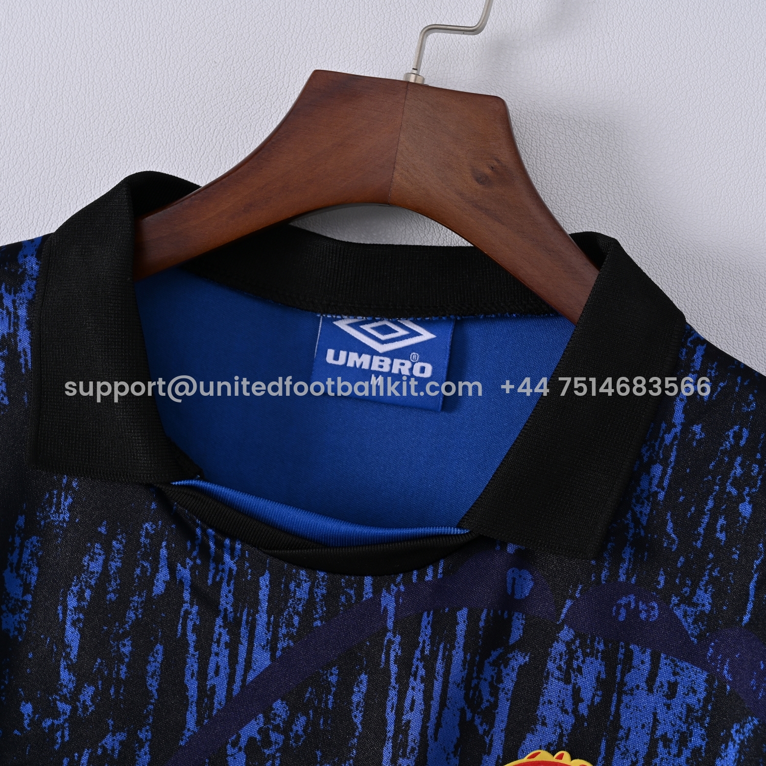 Unitedfootballkit.com | Retro Manchester United 92-94 Away Jersey -Customize Name, Number and Patch | Worldwide Shipping