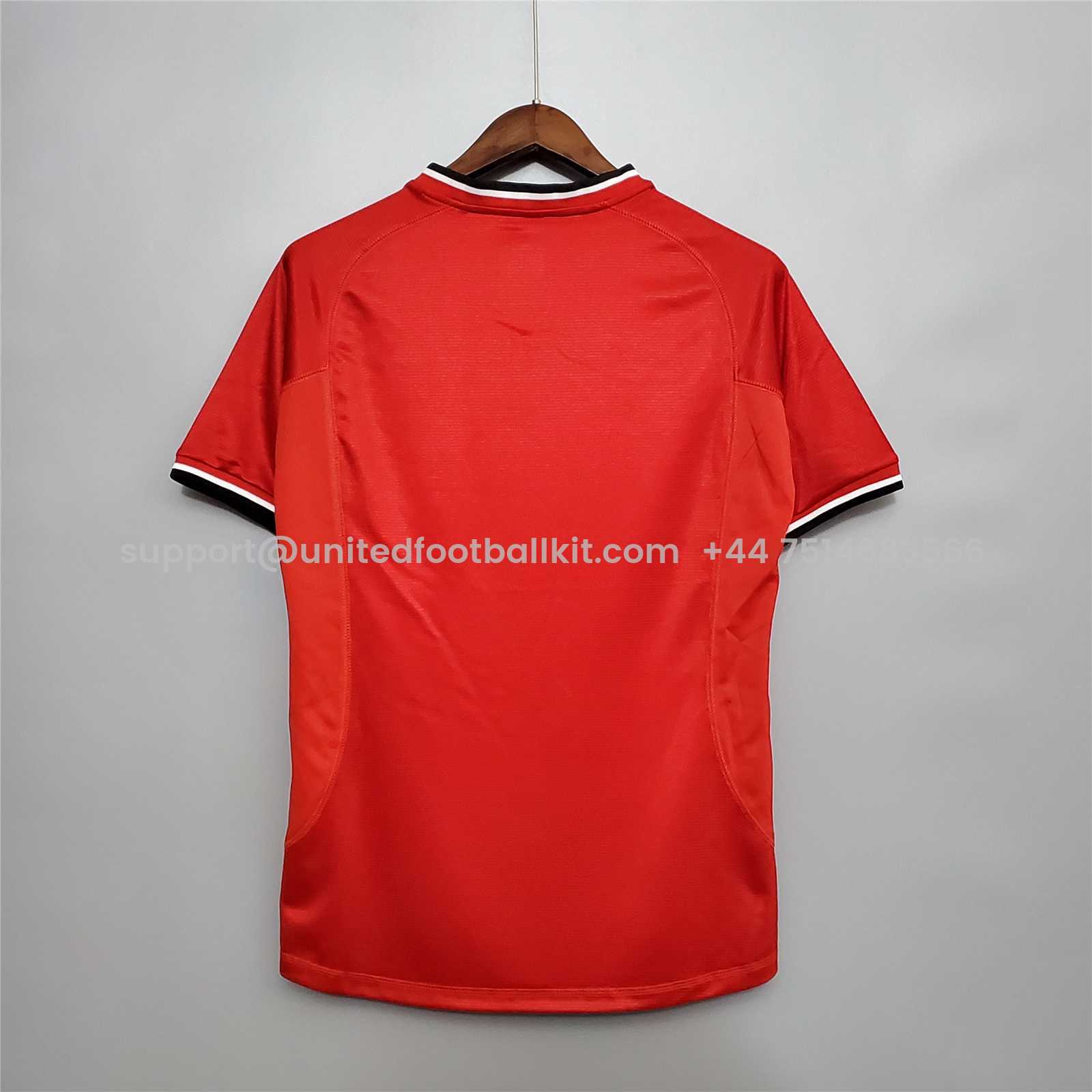 Unitedfootballkit.com | Retro Manchester United 00-02 Home Jersey -Customize Name, Number and Patch | Worldwide Shipping