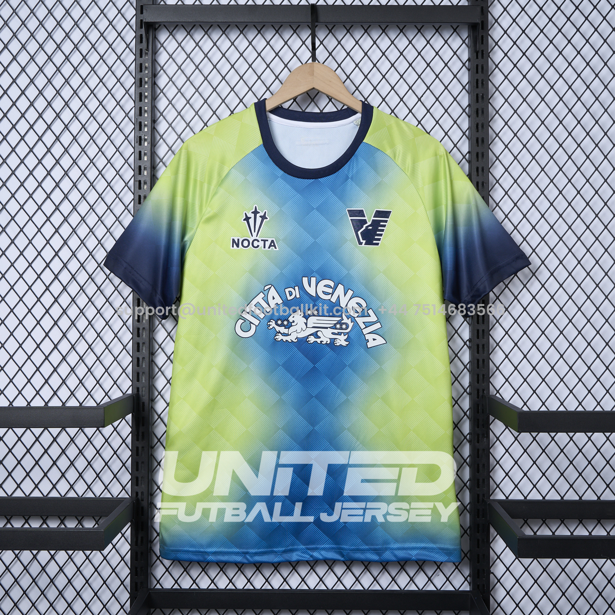 Unitedfootballkit.com | Venezia FC 24-25 GK 1 Jersey - Fans Version -Customize Name, Number and Patch | Worldwide Shipping