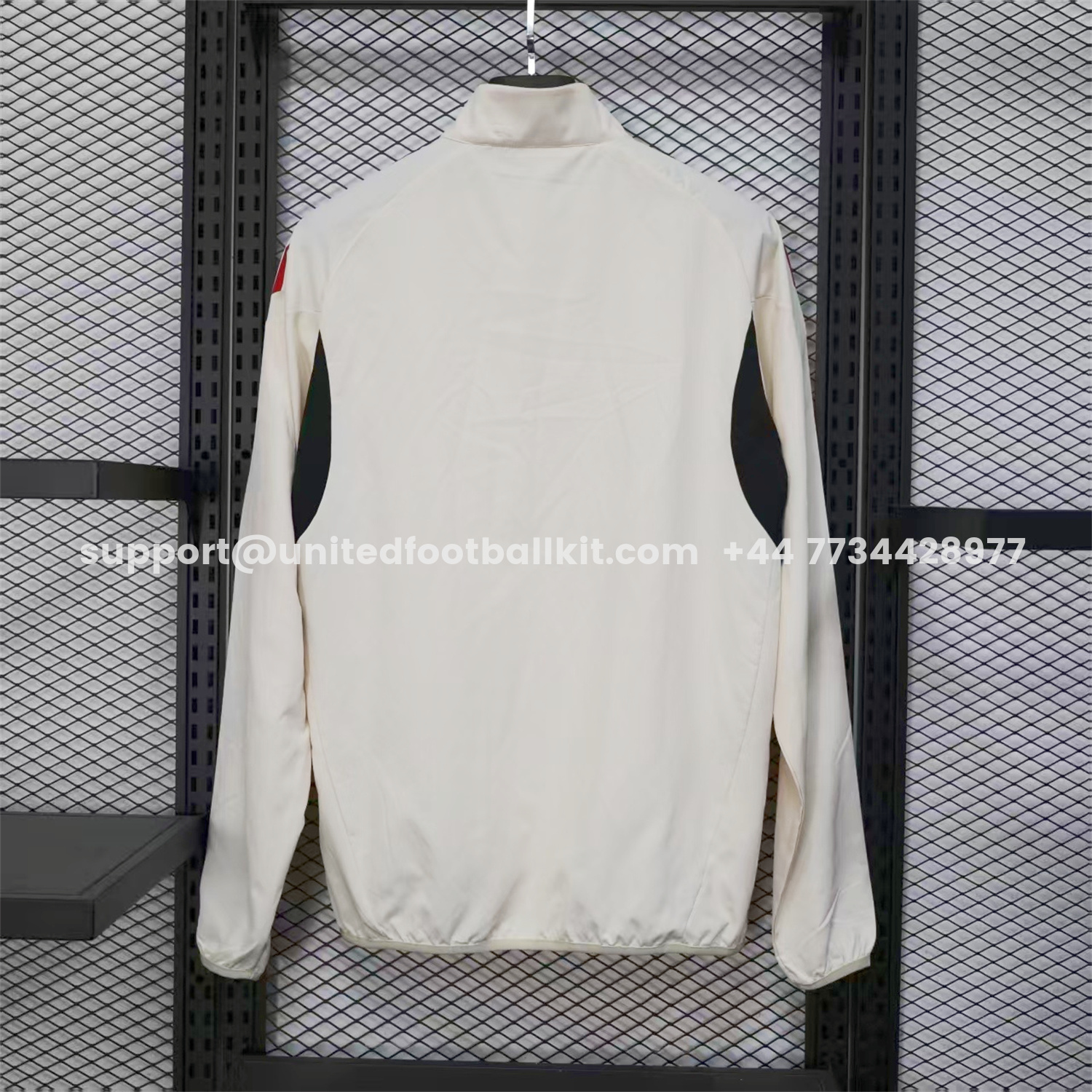 Unitedfootballkit.com | Liver.pool 25-26 White Windbreaker Jacket -Customize Name, Number and Patch | Worldwide Shipping