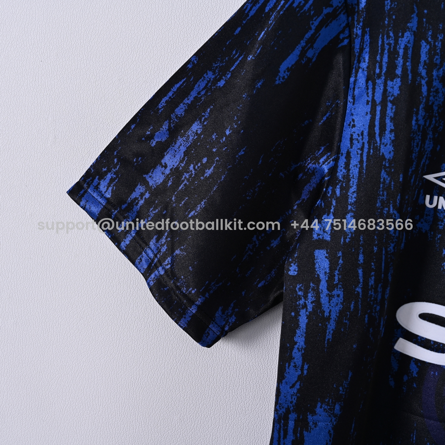 Unitedfootballkit.com | Retro Manchester United 92-94 Away Jersey -Customize Name, Number and Patch | Worldwide Shipping