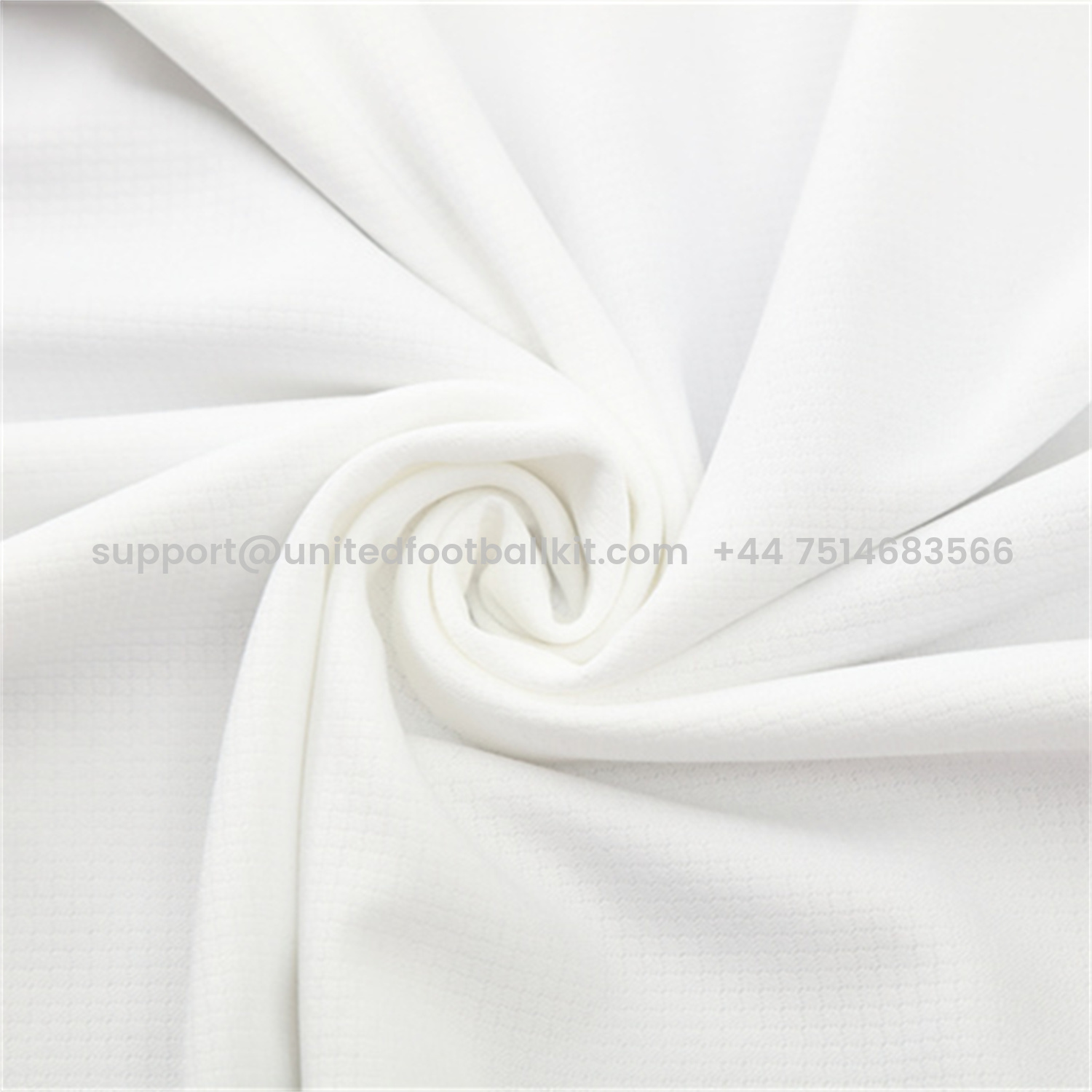 Unitedfootballkit.com | Manchester United 25-26 Short-Sleeve Training Set - White Purple Top & Black Shorts -Customize Name, Number and Patch | Worldwide Shipping