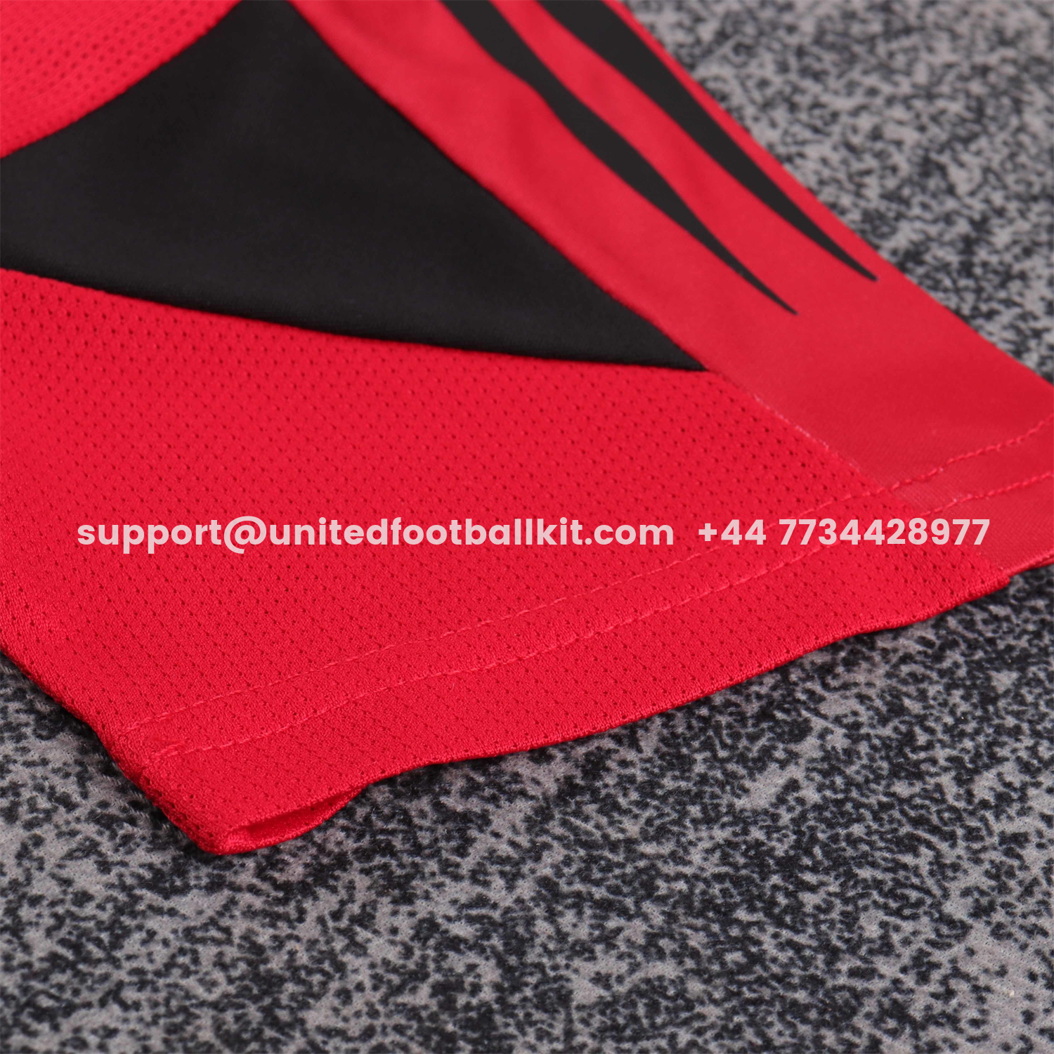 Unitedfootballkit.com | Retro AC Milan 2004-05 Home Kids Kit -Customize Name, Number and Patch | Worldwide Shipping