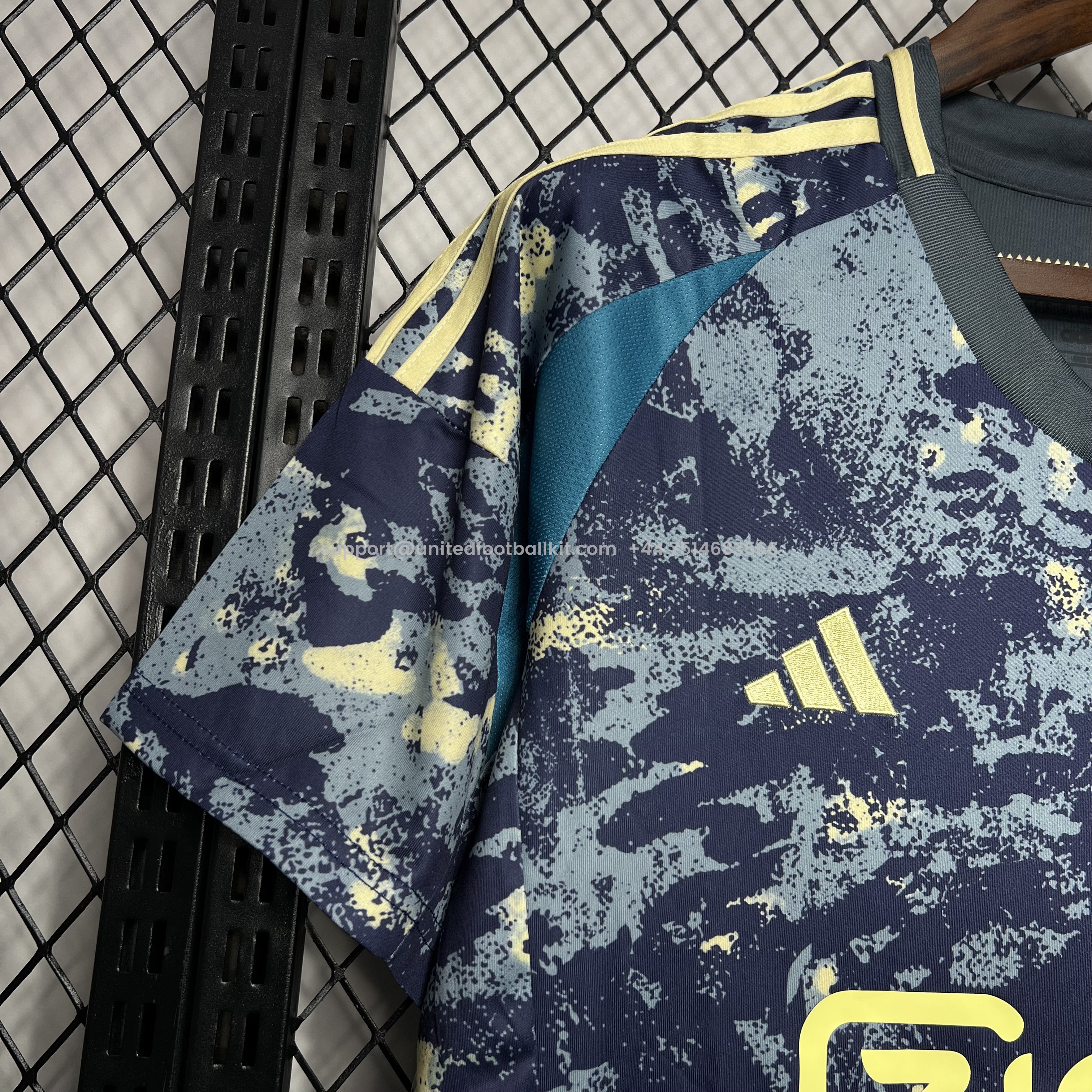 Unitedfootballkit.com | Ajax 24-25 Away Jersey - Fans Version -Customize Name, Number and Patch | Worldwide Shipping