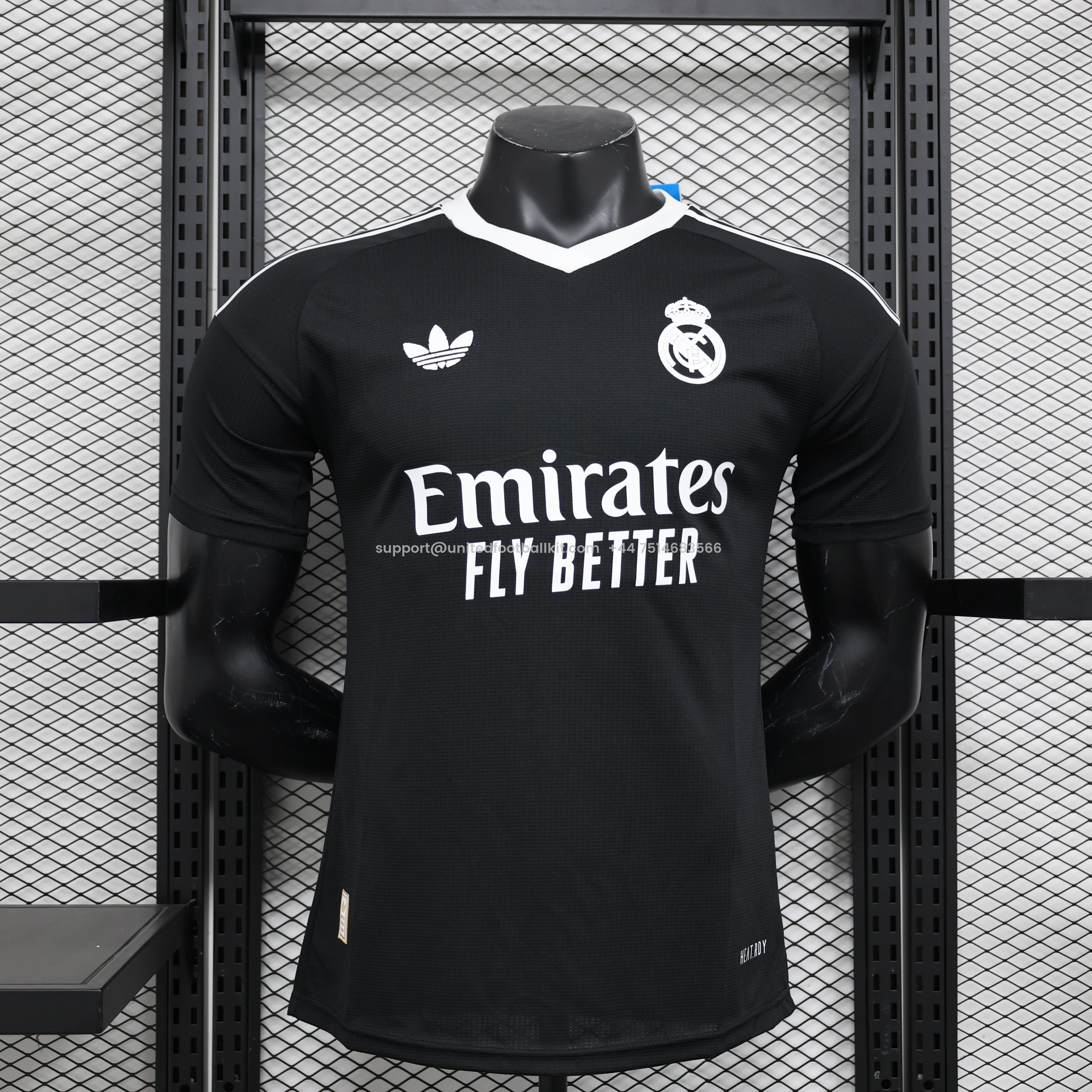 Unitedfootballkit.com | Real Madrid 24-25 Third Goalkeeper Black Jersey - Player Version -Customize Name, Number and Patch | Worldwide Shipping
