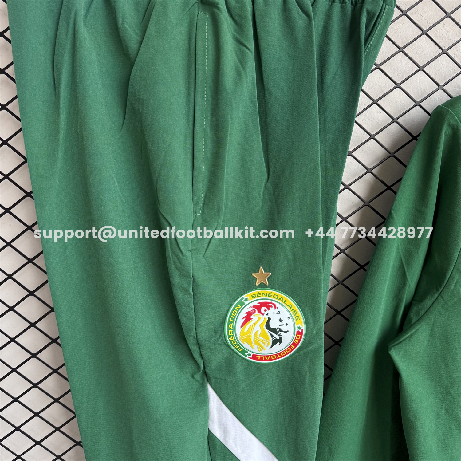 Unitedfootballkit.com | Senegal 2026 Windbreaker Training Set - Green Top and Pants -Customize Name, Number and Patch | Worldwide Shipping