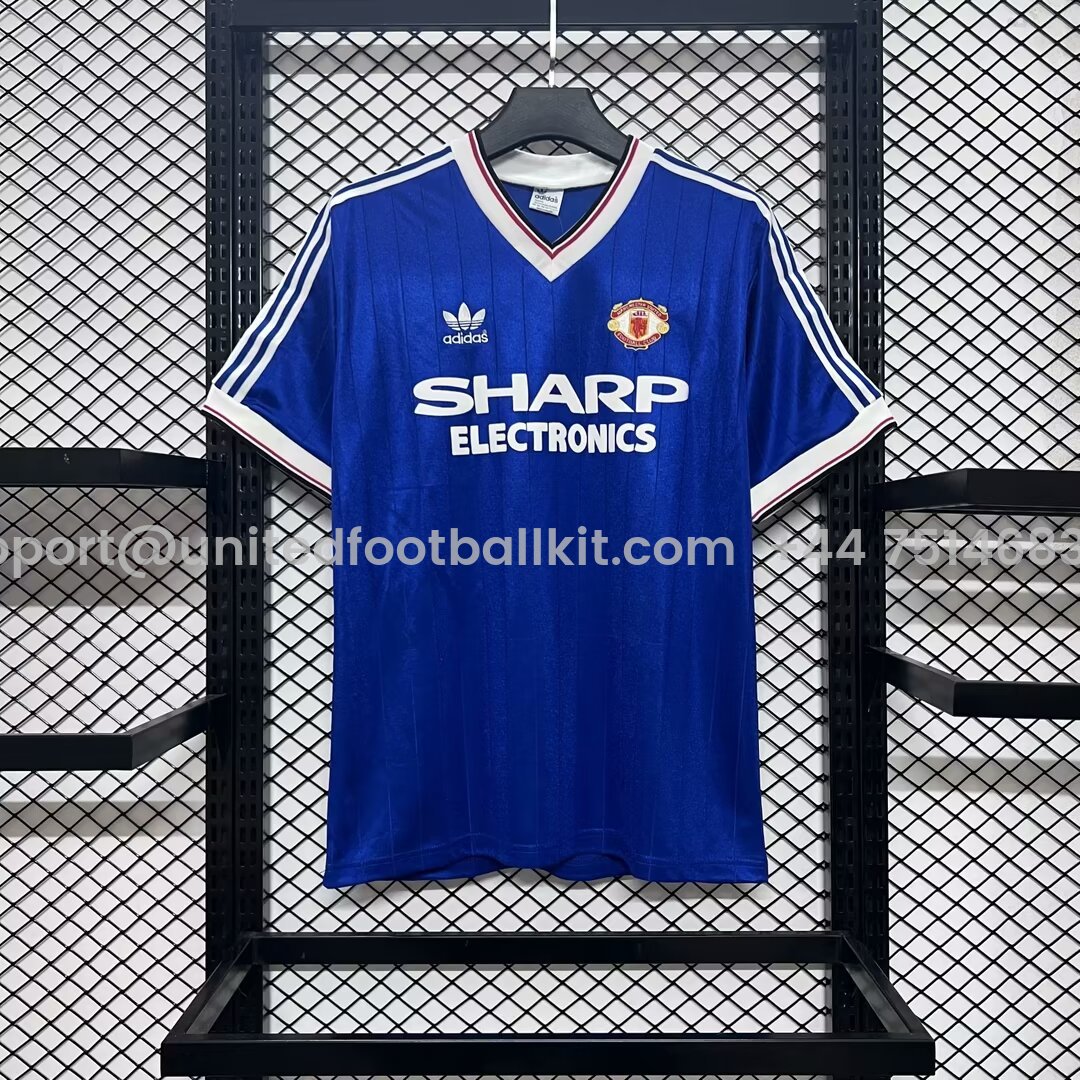 Unitedfootballkit.com | Retro Manchester United 82-83 Third Jersey -Customize Name, Number and Patch | Worldwide Shipping