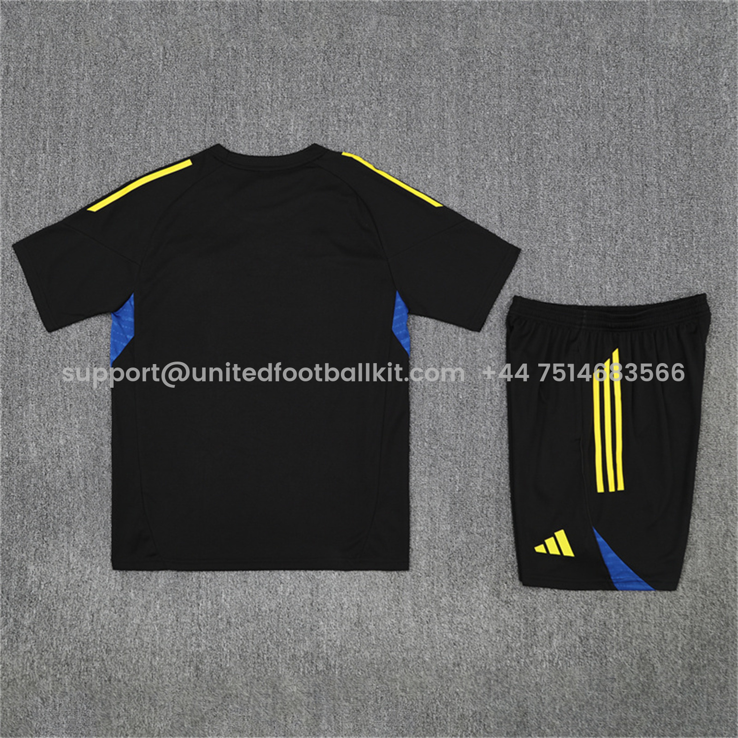 Unitedfootballkit.com | Manchester United 25-26 Kids Short-Sleeve Training Set - Black Top & Black shorts -Customize Name, Number and Patch | Worldwide Shipping