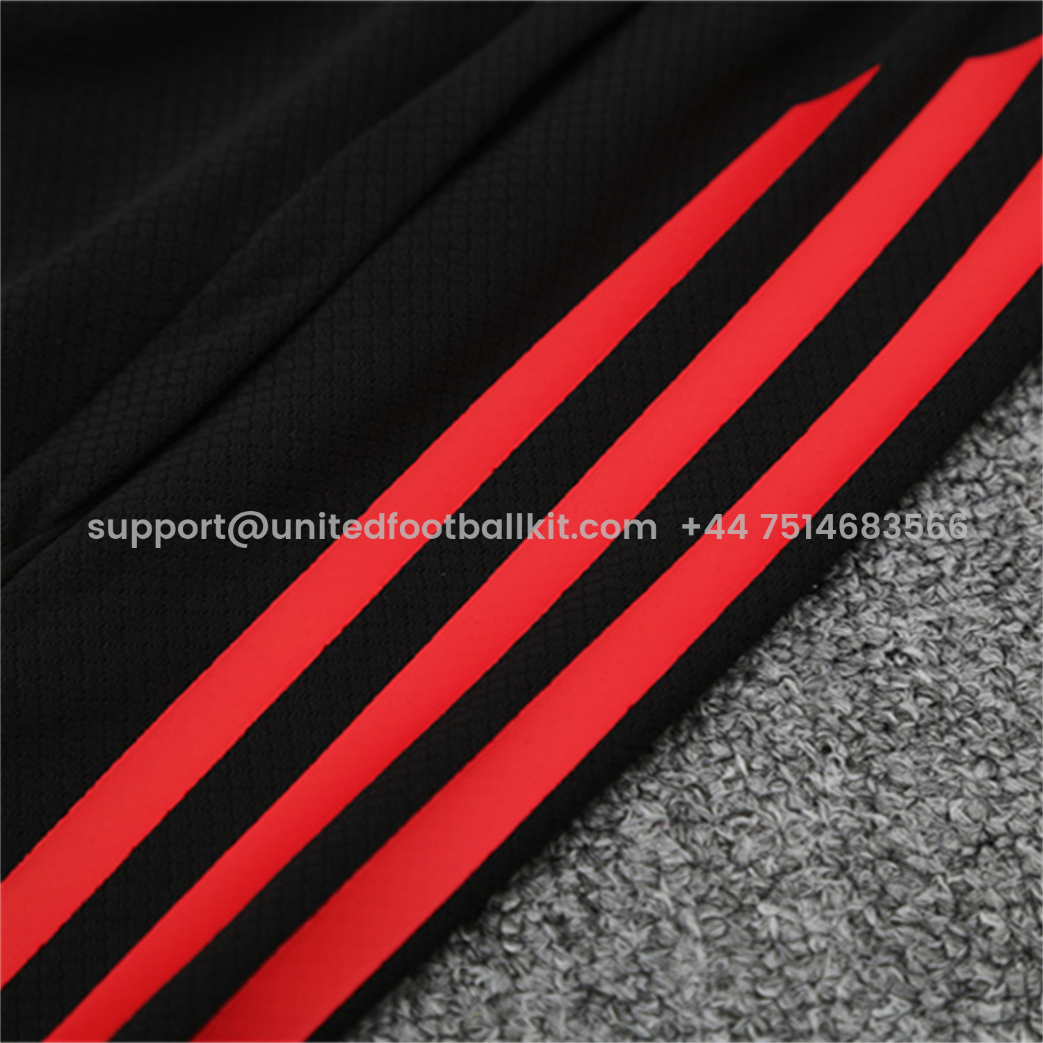 Unitedfootballkit.com | Bayern Munich 25-26 Short-Sleeve Training Set - Green Top & Black shorts -Customize Name, Number and Patch | Worldwide Shipping