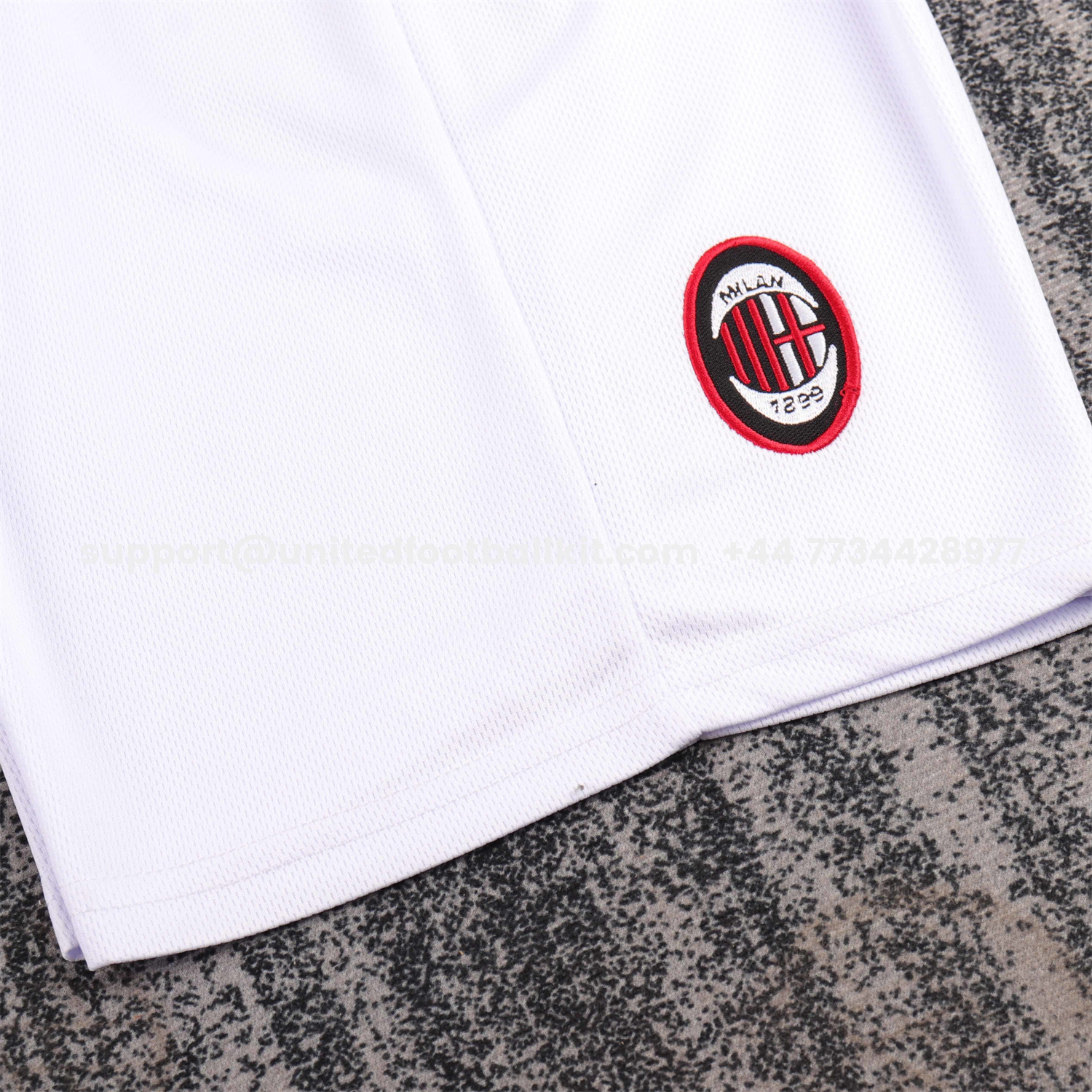 Unitedfootballkit.com | Retro AC Milan 1996-97 Home Kids Kit -Customize Name, Number and Patch | Worldwide Shipping