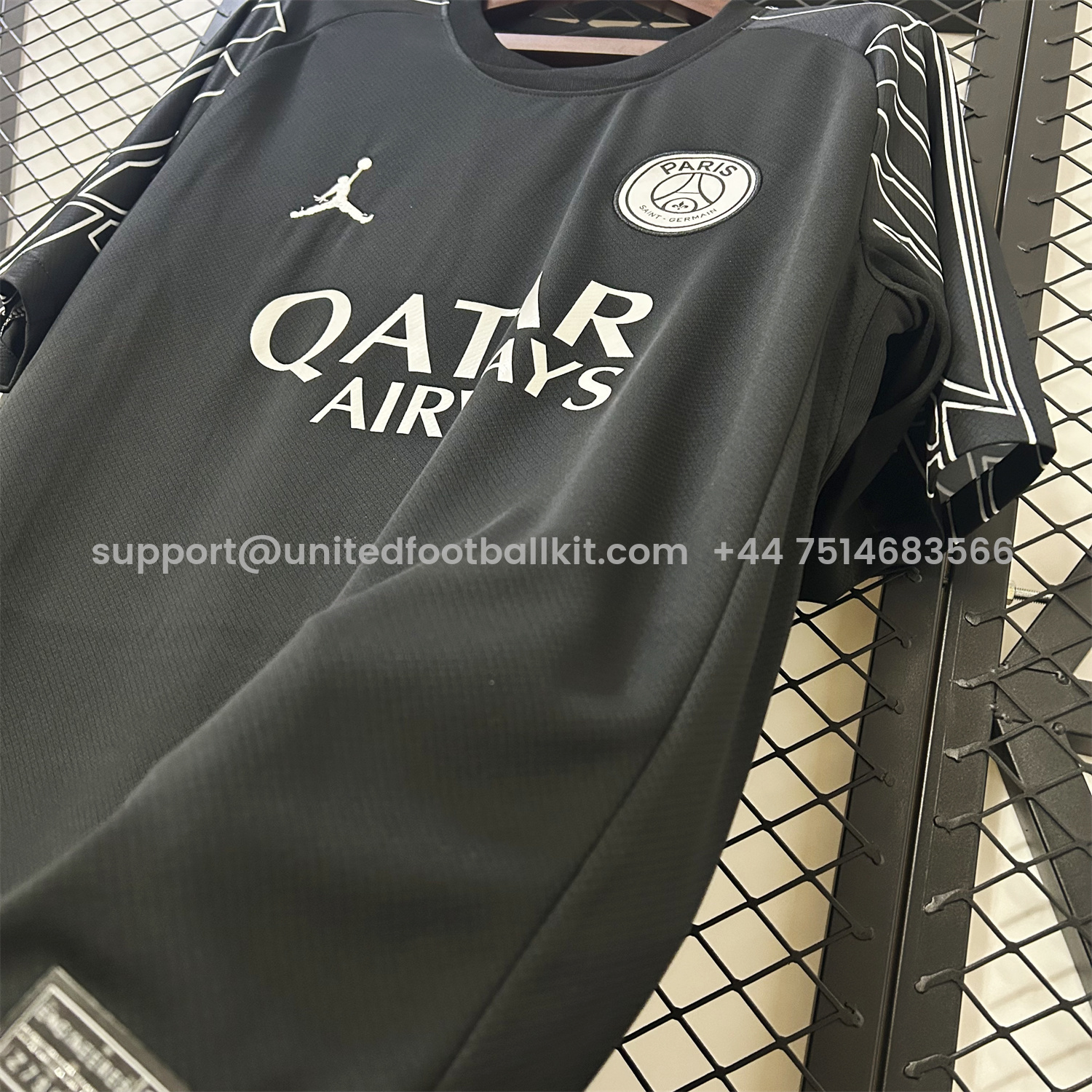 Unitedfootballkit.com | Paris Saint-Germain PSG 24-25 Fourth Black Jersey - Fans Version -Customize Name, Number and Patch | Worldwide Shipping