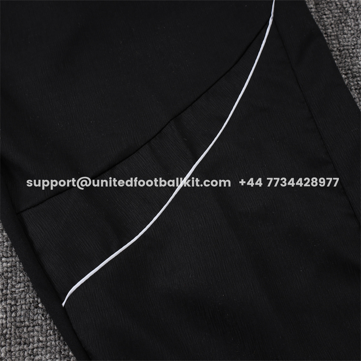 Unitedfootballkit.com | Ajax 25-26 Windbreaker Training Set - Black Top and Pants -Customize Name, Number and Patch | Worldwide Shipping