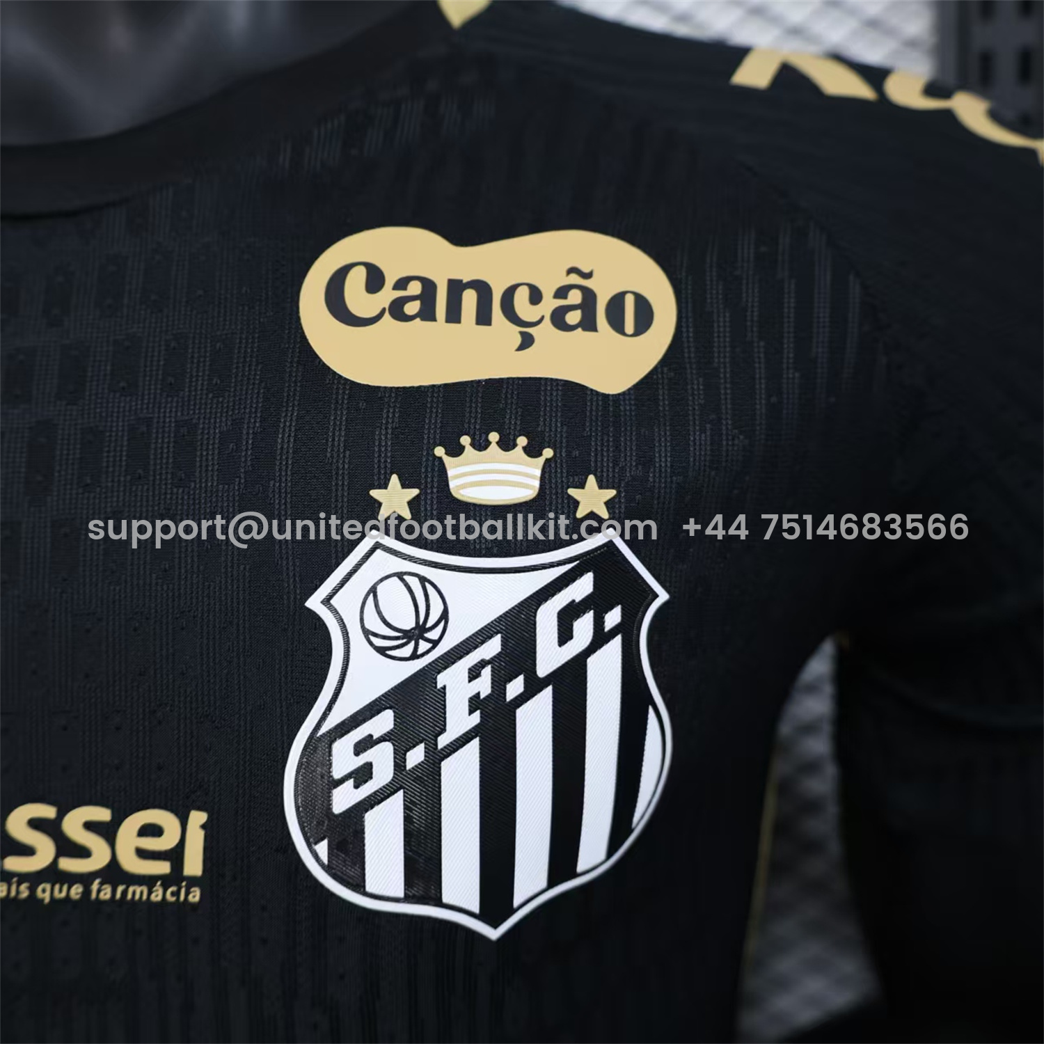 Unitedfootballkit.com | Santos 2025-26 Goalkeeper Black Jersey With Sponsors - Player Version -Customize Name, Number and Patch | Worldwide Shipping
