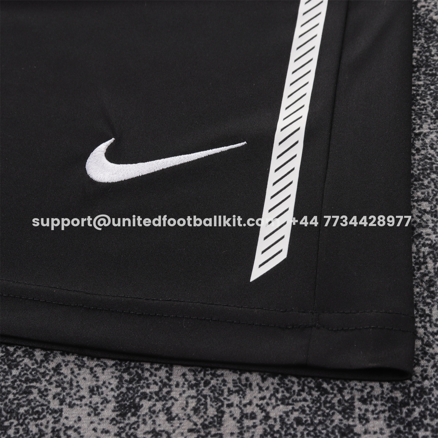 Unitedfootballkit.com | Retro Manchester United 2011-12 Away Kids Kit - Champions League Version -Customize Name, Number and Patch | Worldwide Shipping