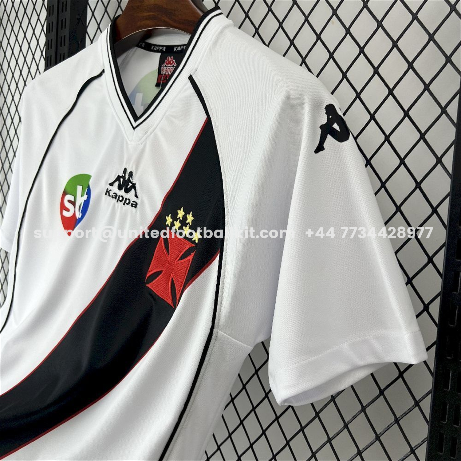 Unitedfootballkit.com | Retro Vasco da Gama 2000-01 Away White Jersey -Customize Name, Number and Patch | Worldwide Shipping