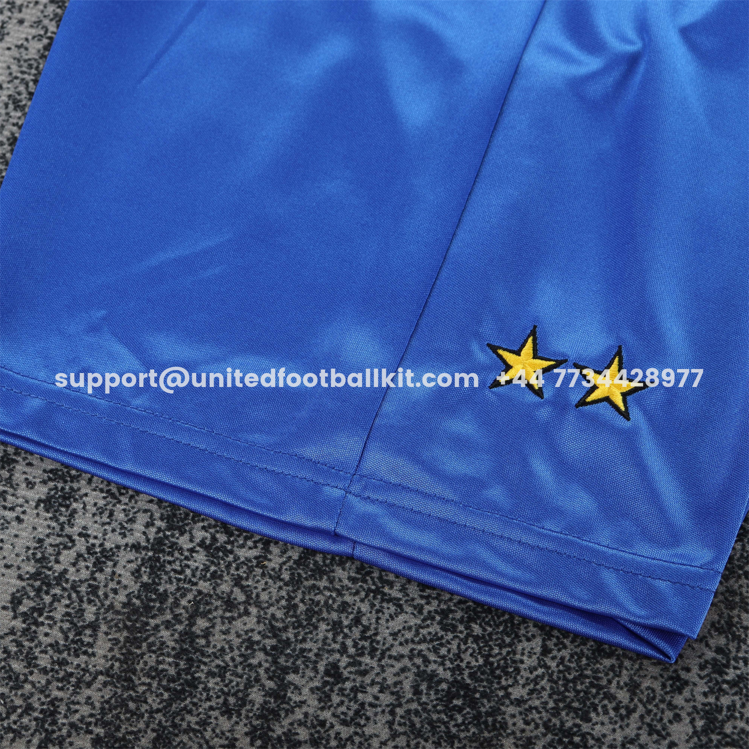 Unitedfootballkit.com | Retro Juventus 1995-96 Away Kids Kit -Customize Name, Number and Patch | Worldwide Shipping