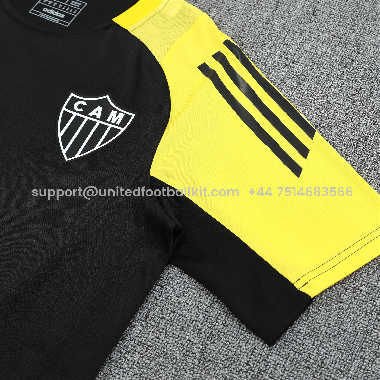 Unitedfootballkit.com | Atletico Mineiro 25-26 Short-Sleeve Kids Training Set - Black Top With Black Shorts -Customize Name, Number and Patch | Worldwide Shipping