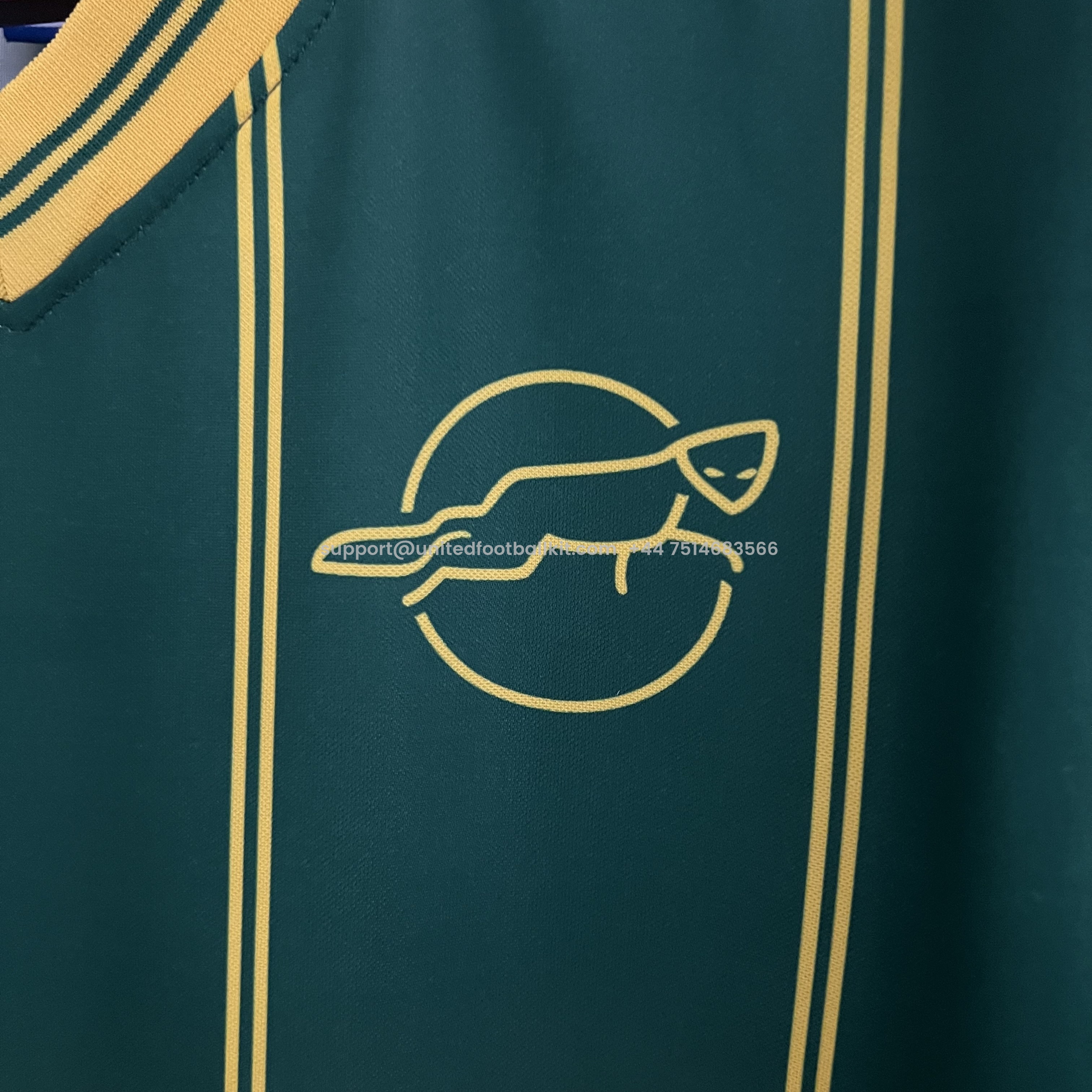 Unitedfootballkit.com | Retro Leicester City 1984 Away Jersey -Customize Name, Number and Patch | Worldwide Shipping