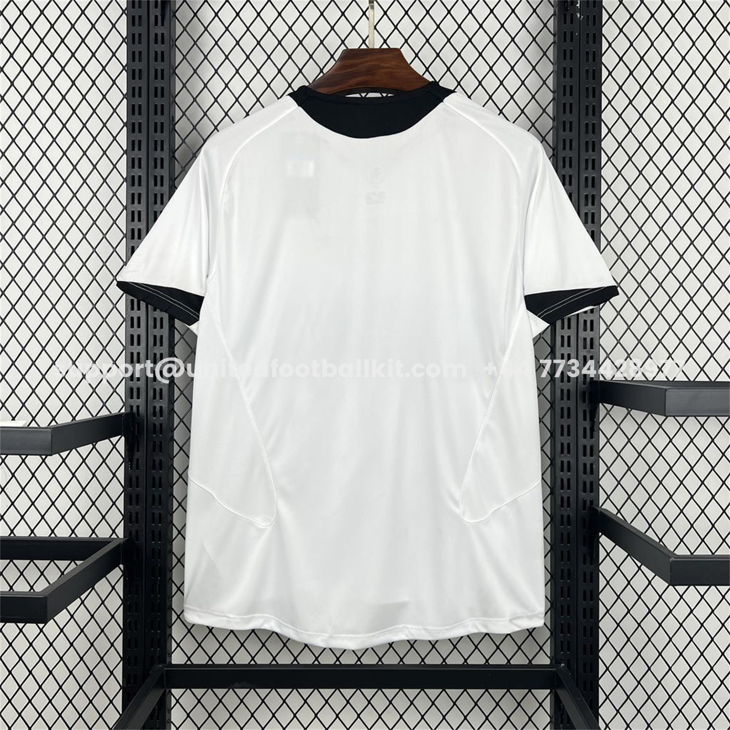 Unitedfootballkit.com | Retro Inter Milan 2005-06 Away Jersey -Customize Name, Number and Patch | Worldwide Shipping