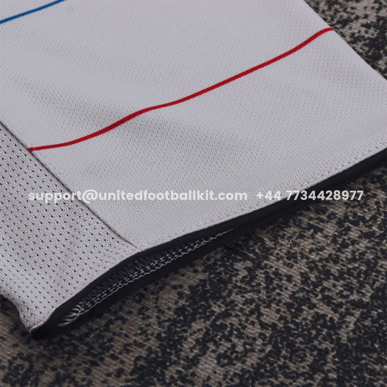 Unitedfootballkit.com | Retro Barcelona 2003-04 Away Kids Kit -Customize Name, Number and Patch | Worldwide Shipping