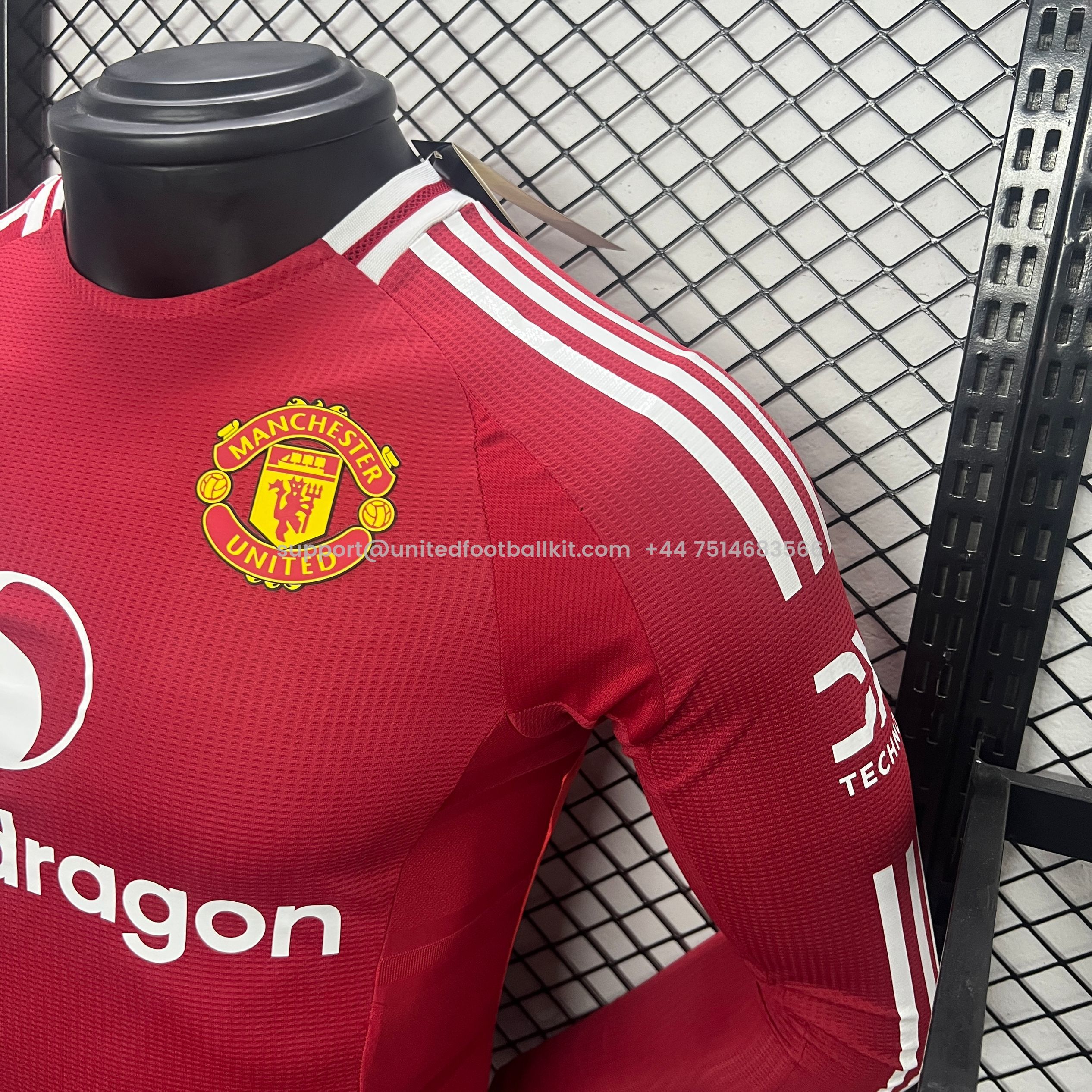 Unitedfootballkit.com | Manchester United 24-25 Home Long Sleeve Jersey - Player Version -Customize Name, Number and Patch | Worldwide Shipping
