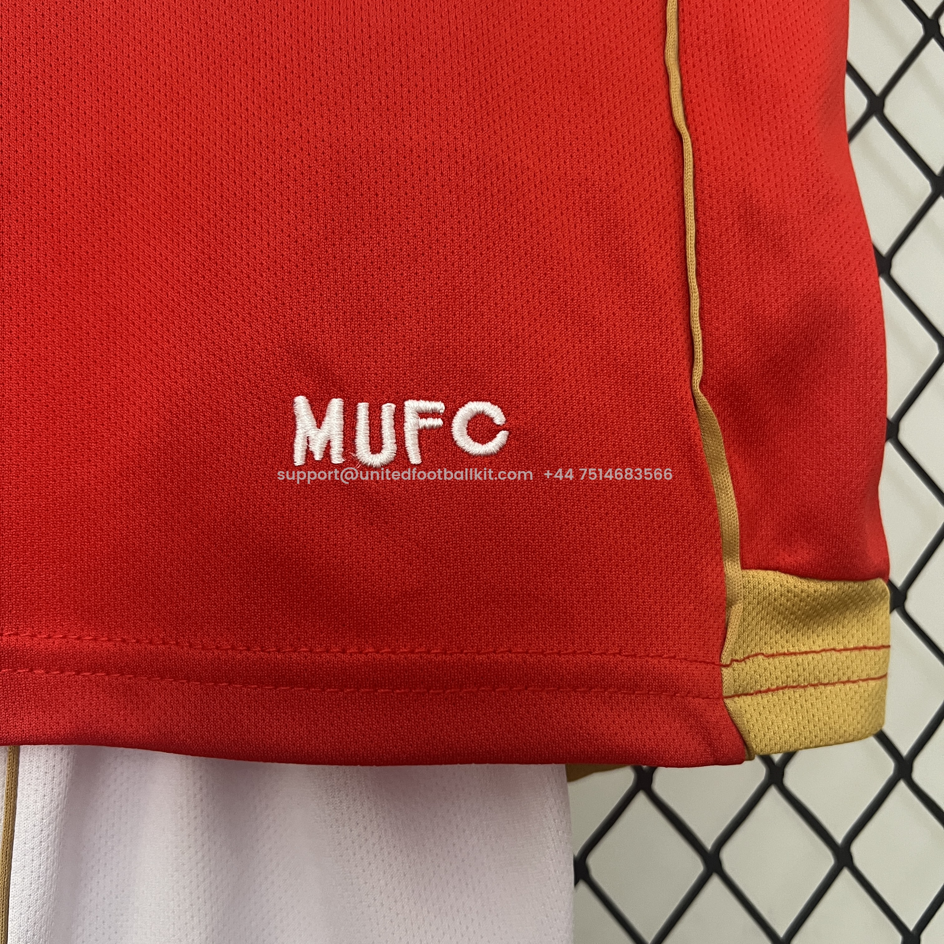 Unitedfootballkit.com | Retro Manchester United 2006-07 Home Stadium Kids Kit -Customize Name, Number and Patch | Worldwide Shipping