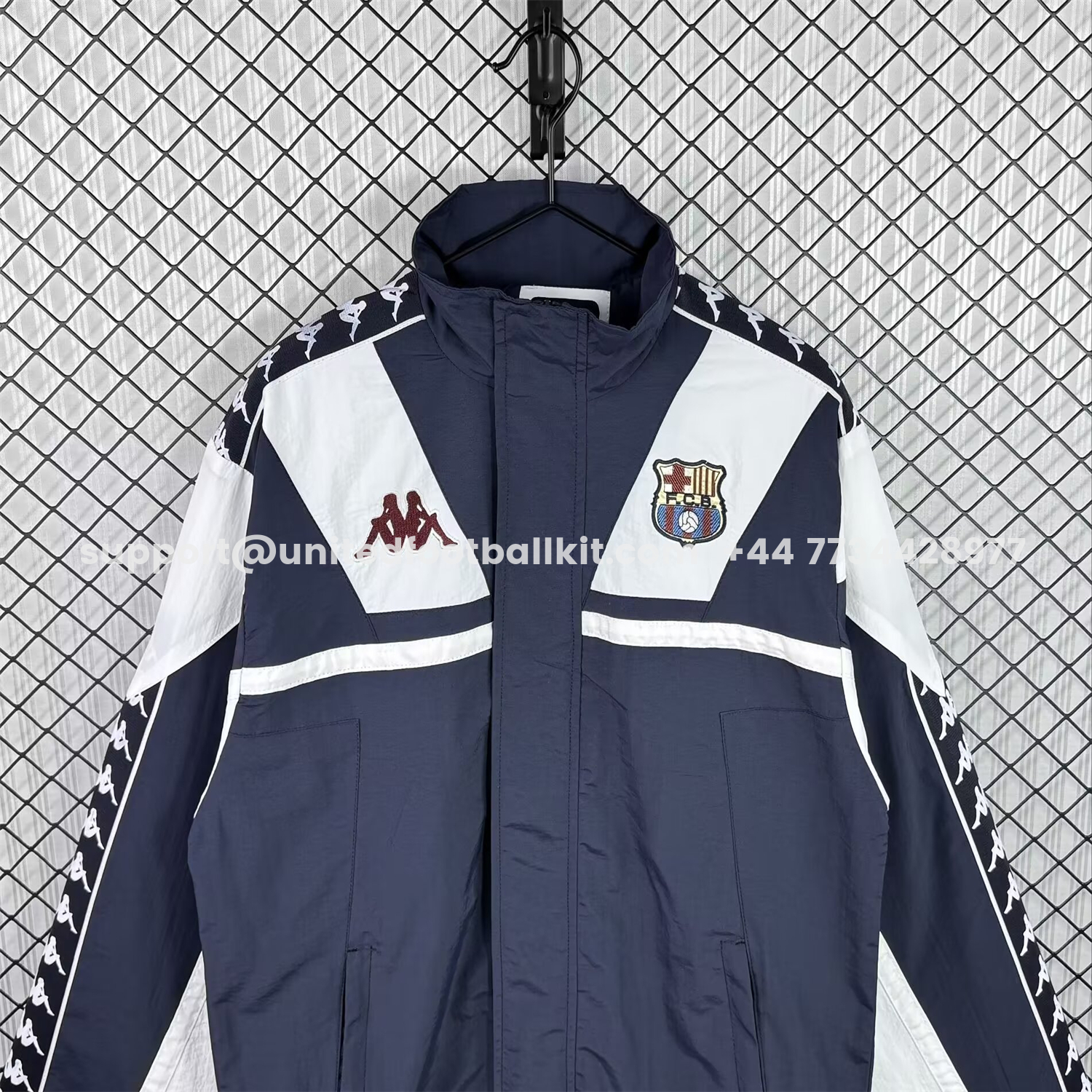Unitedfootballkit.com | Retro Barcelona 1994-95 Windbreaker Jacket - Black -Customize Name, Number and Patch | Worldwide Shipping