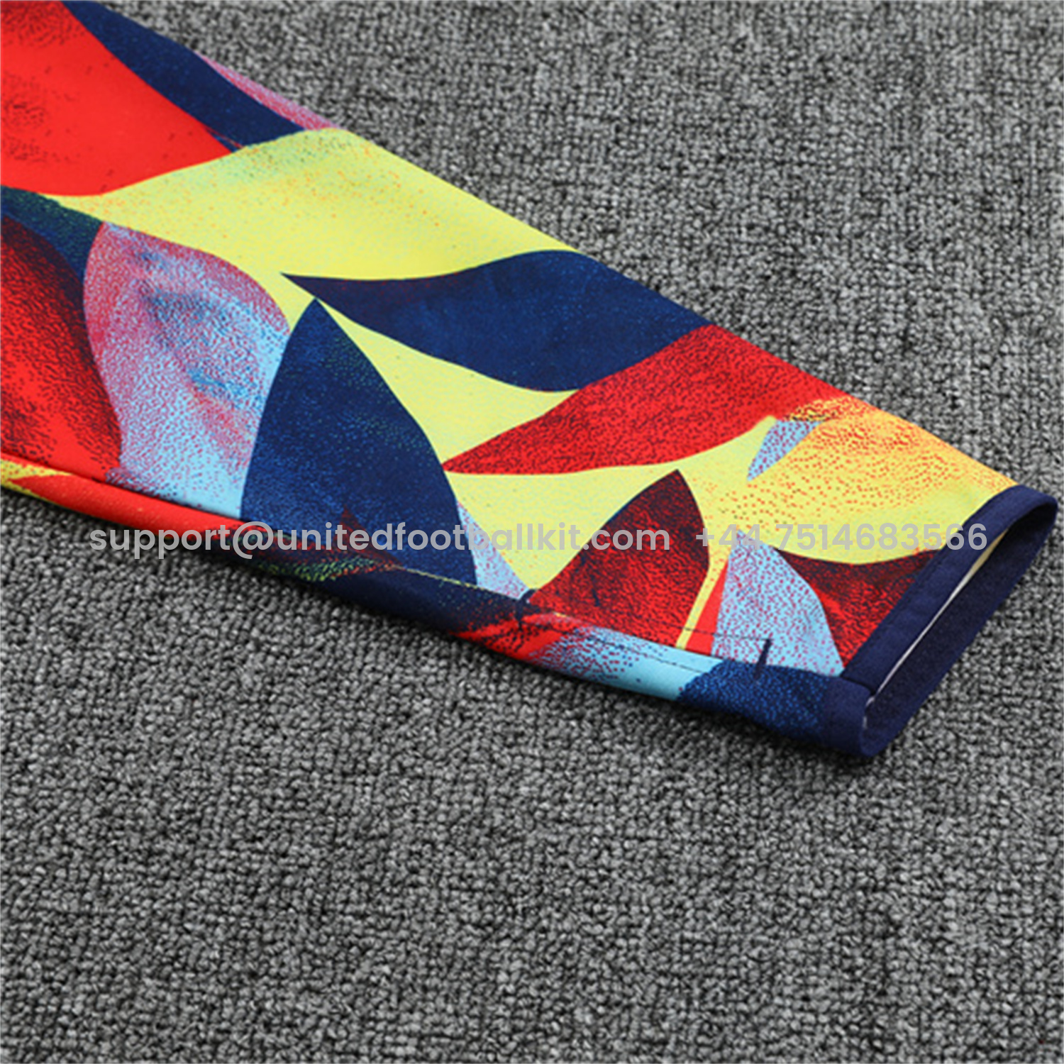 Unitedfootballkit.com | Arsenal 25-26 Kid Long Sleeves Training Set - Colorful Camouflage Top & Royal Blue Pants -Customize Name, Number and Patch | Worldwide Shipping