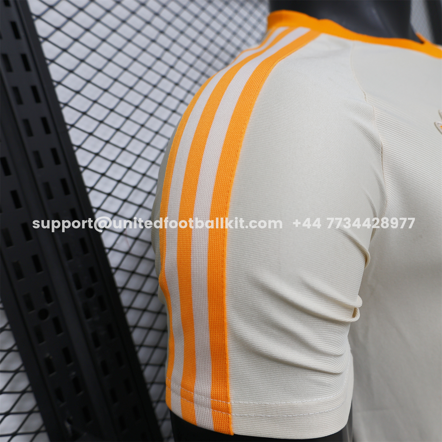 Unitedfootballkit.com | Bayern Munich 25-26 Off-white Casual Jersey - Player Version -Customize Name, Number and Patch | Worldwide Shipping