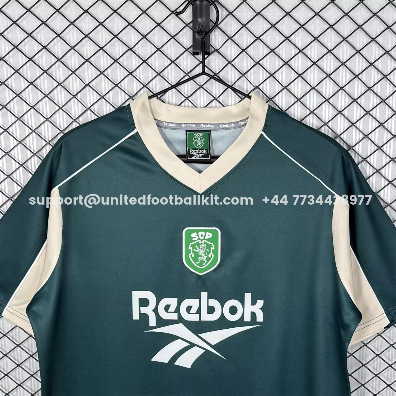 Unitedfootballkit.com | Retro Sporting CP 2000-01 Green Training Jersey -Customize Name, Number and Patch | Worldwide Shipping
